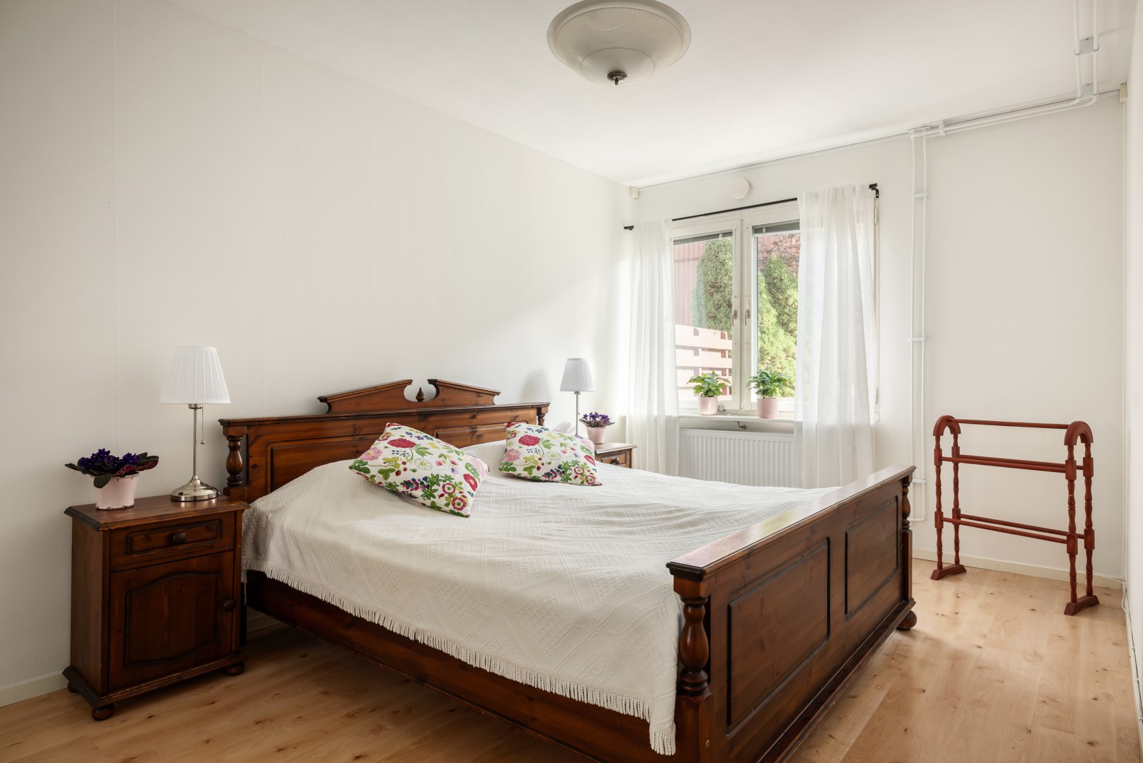 Bostadsbild från Ljuskärrsvägen 88, Kommande i Ljuskärrsberget - Saltsjöbaden, Nacka