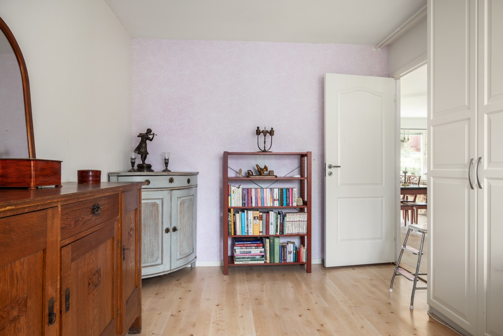 Bostadsbild från Ljuskärrsvägen 88, Kommande i Ljuskärrsberget - Saltsjöbaden, Nacka