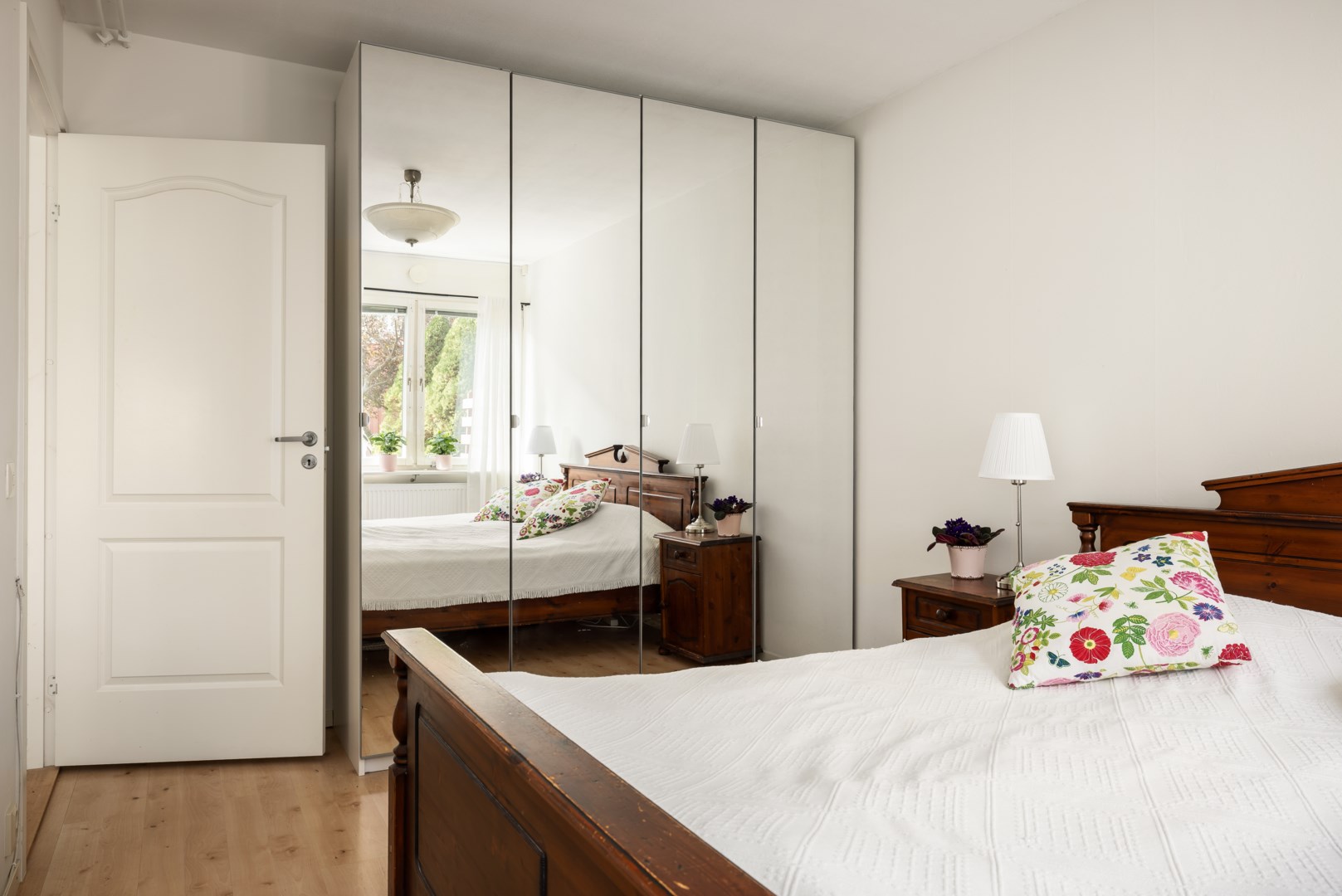 Bostadsbild från Ljuskärrsvägen 88, Kommande i Ljuskärrsberget - Saltsjöbaden, Nacka