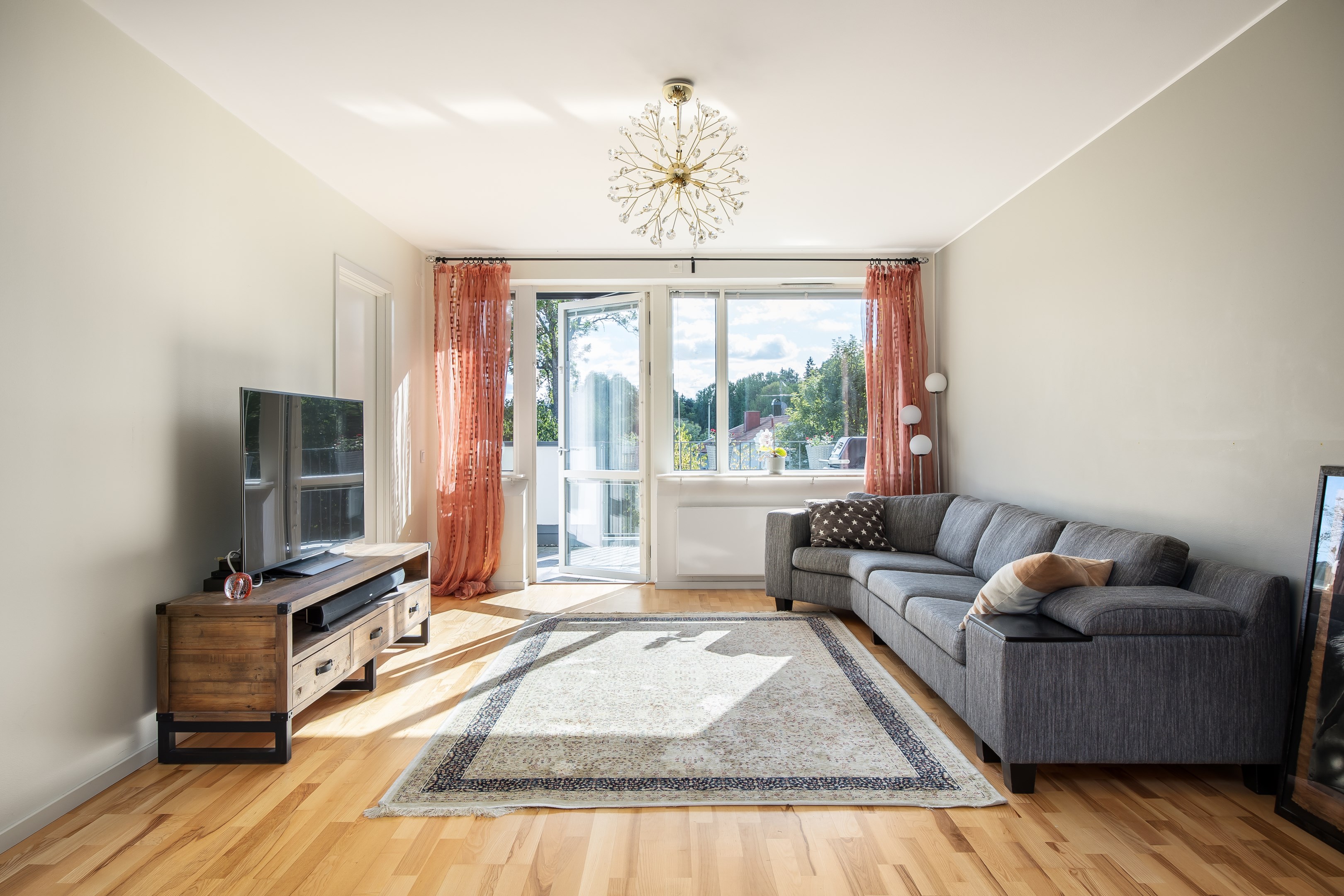 Bostadsbild från Skyttevägen 15B, Till salu i Solsidan - Saltsjöbaden, Nacka