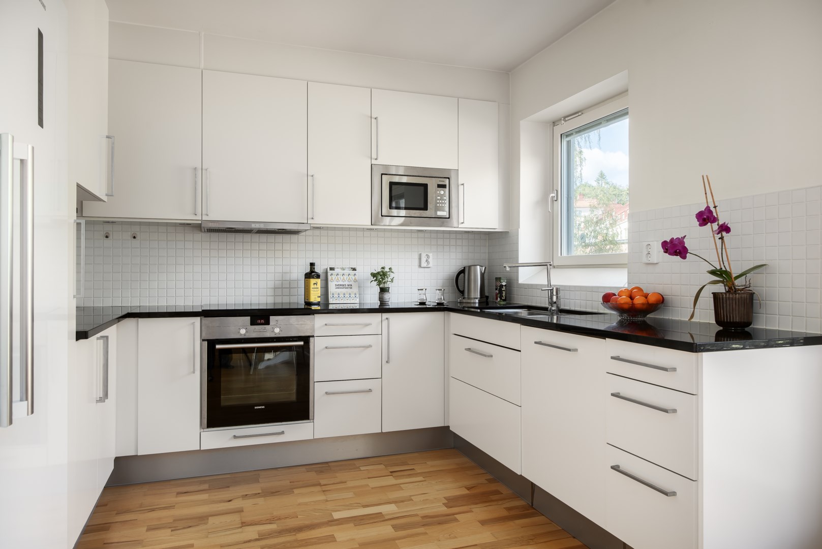 Bostadsbild från Skyttevägen 15B, Till salu i Solsidan - Saltsjöbaden, Nacka