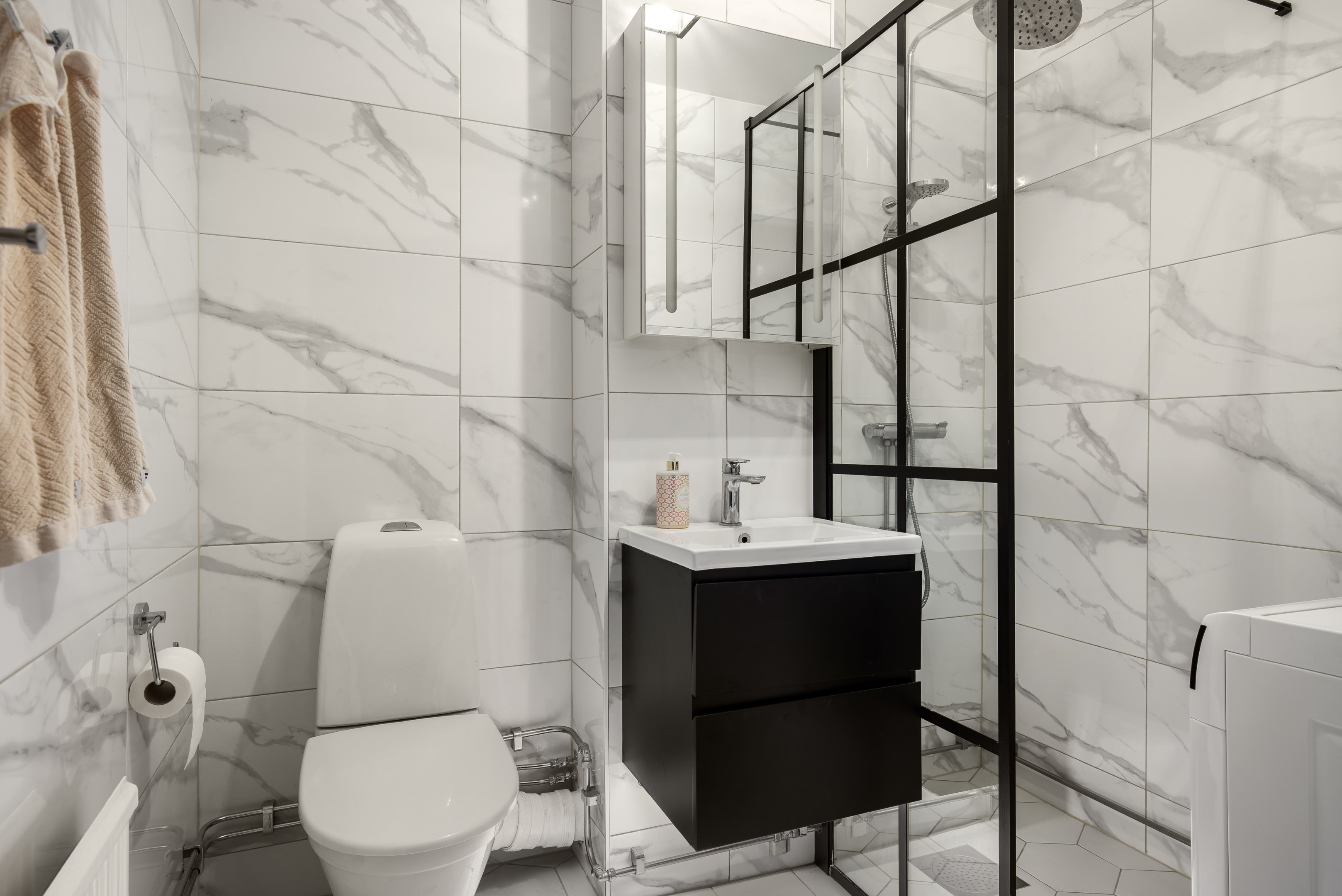 Bostadsbild från Ornövägen 28, Till salu i Västra Orminge, Nacka