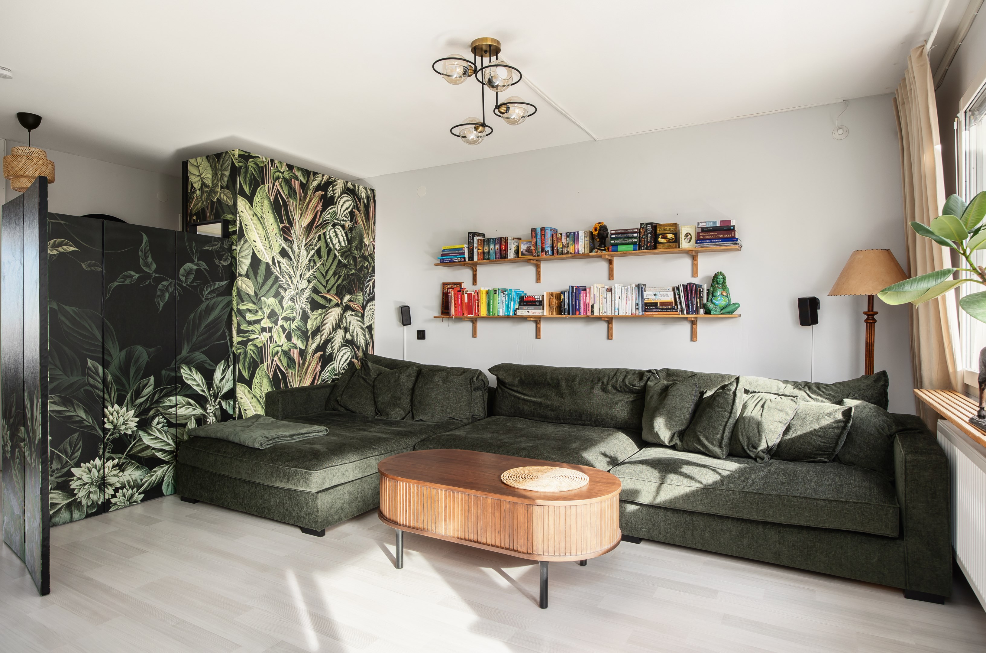 Bostadsbild från Ljuskärrsvägen 83, Till salu i Ljuskärrsberget - Saltsjöbaden, Nacka