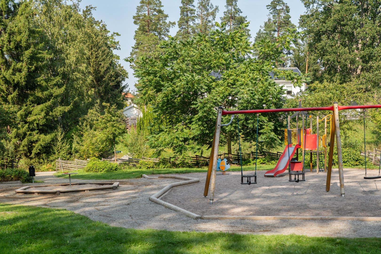 Bostadsbild från Åkervägen 19C, Till salu i Kummelnäs - Björnberget, Nacka