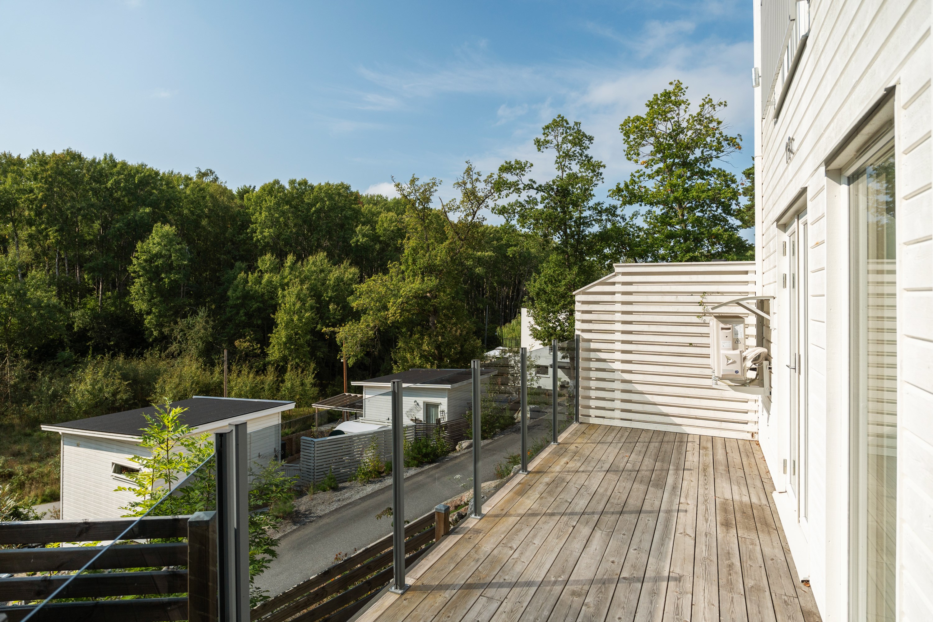 Bostadsbild från Åkervägen 19C, Till salu i Kummelnäs - Björnberget, Nacka