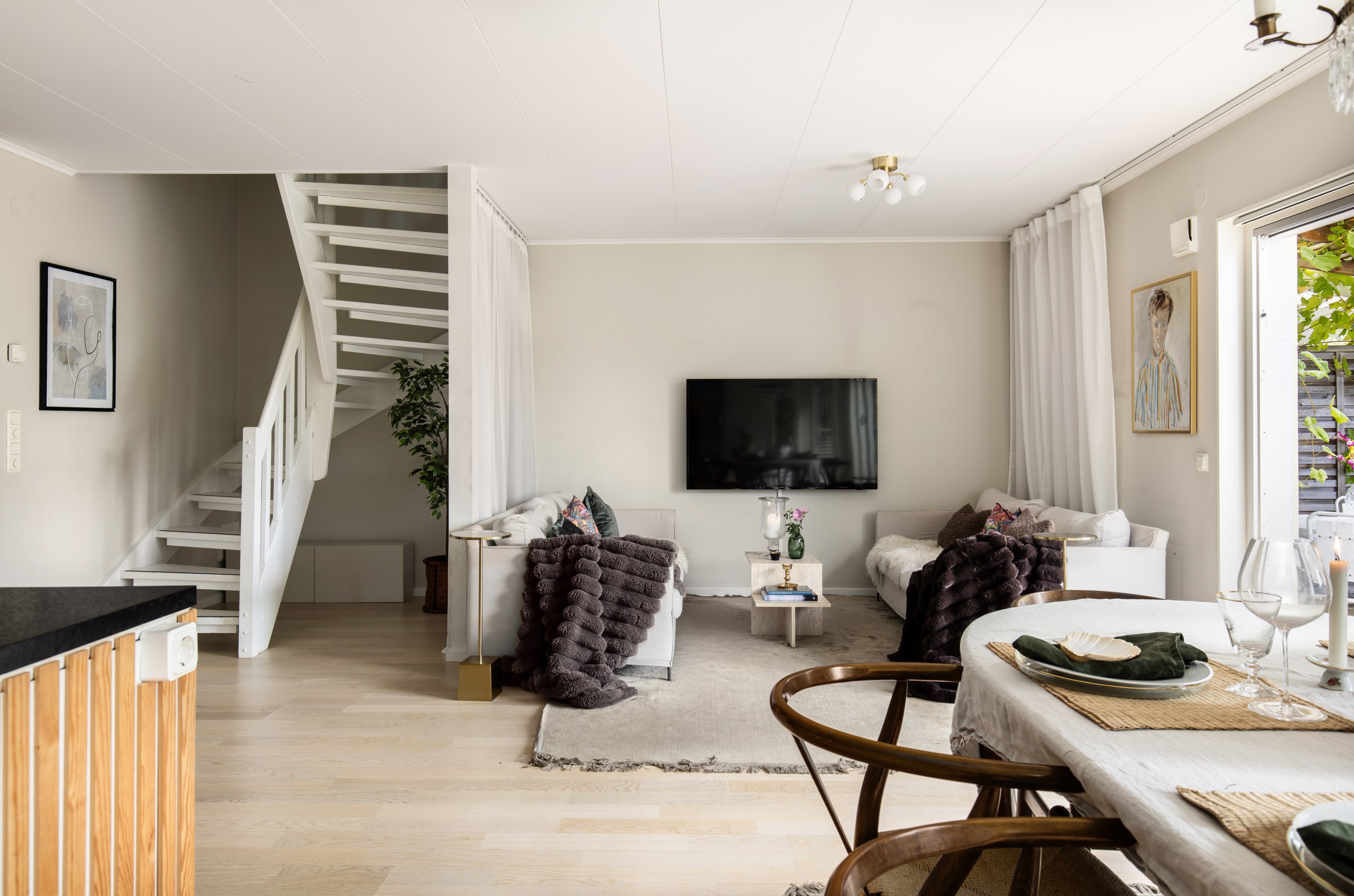 Bostadsbild från Gnejsvägen 22B, Såld i Saltsjö-Boo, Nacka