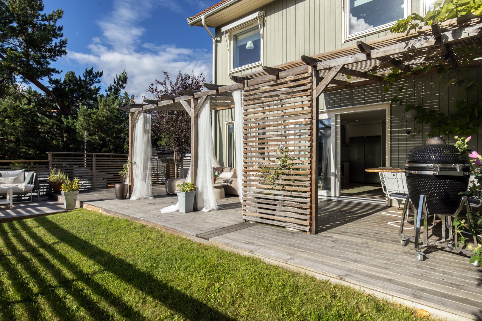 Bostadsbild från Gnejsvägen 22B, Såld i Saltsjö-Boo, Nacka