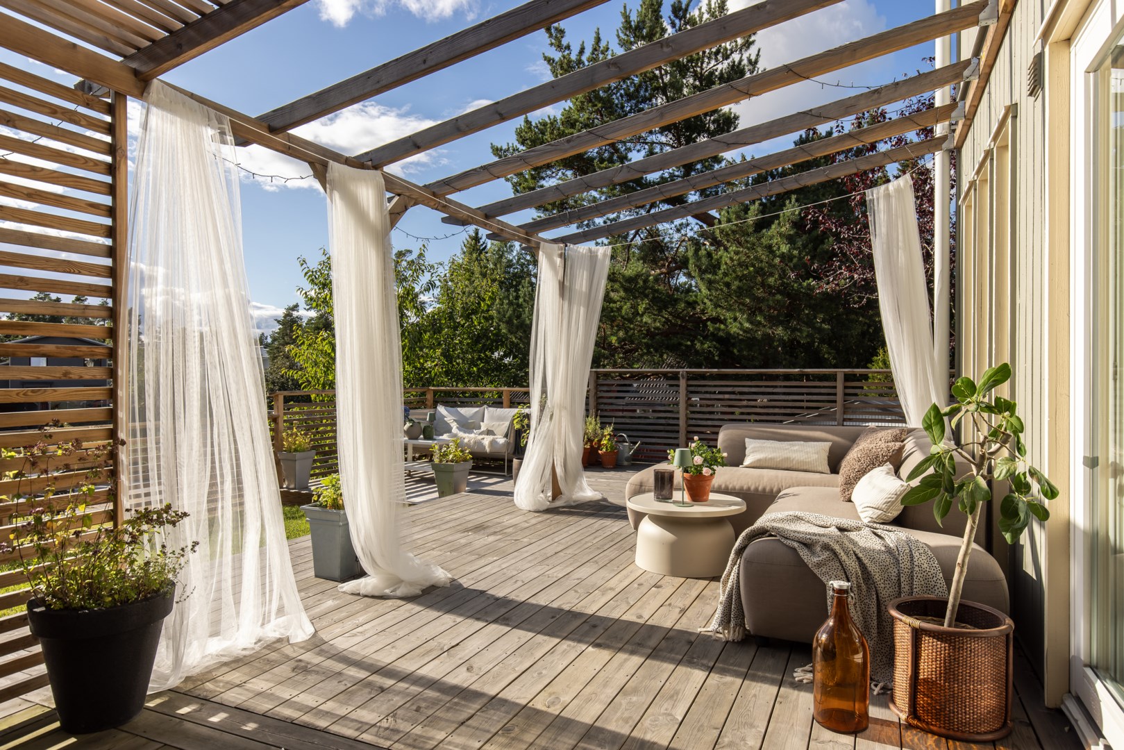 Bostadsbild från Gnejsvägen 22B, Såld i Saltsjö-Boo, Nacka