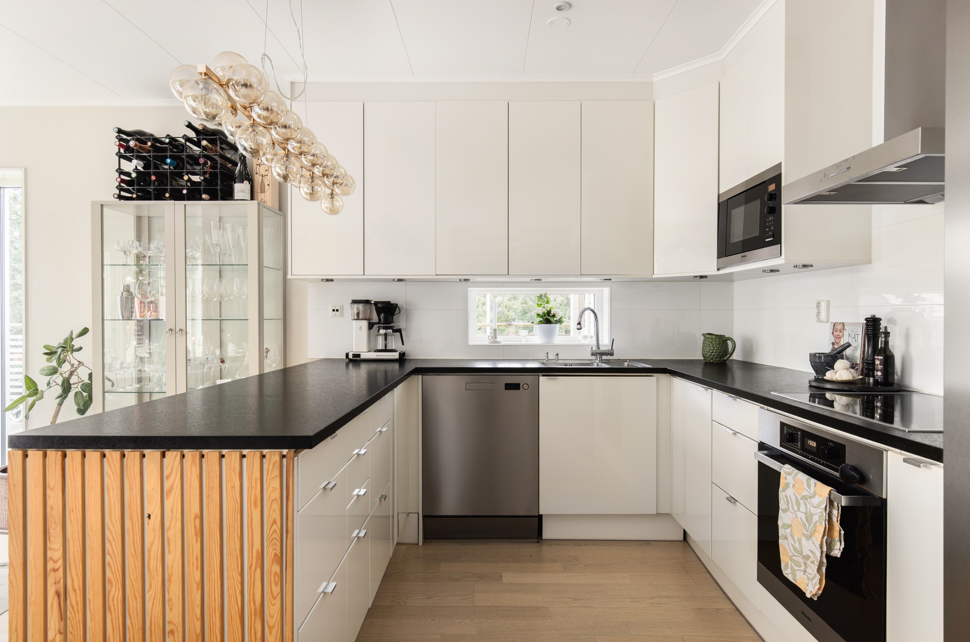 Bostadsbild från Gnejsvägen 22B, Såld i Saltsjö-Boo, Nacka