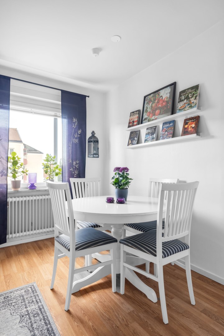 Bostadsbild från Murargatan 4 A, Såld i Salabacke, Uppsala