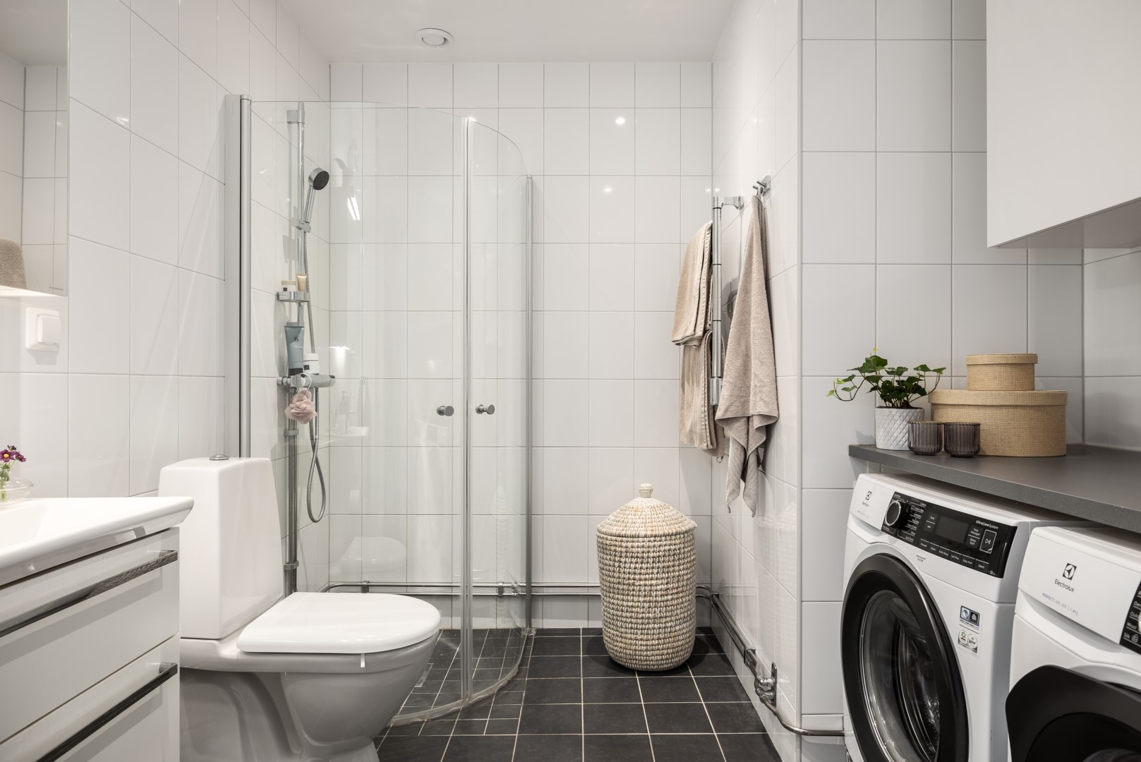 Bostadsbild från Tollareslingan 22, 10/10tr, Såld i Tollare, Nacka