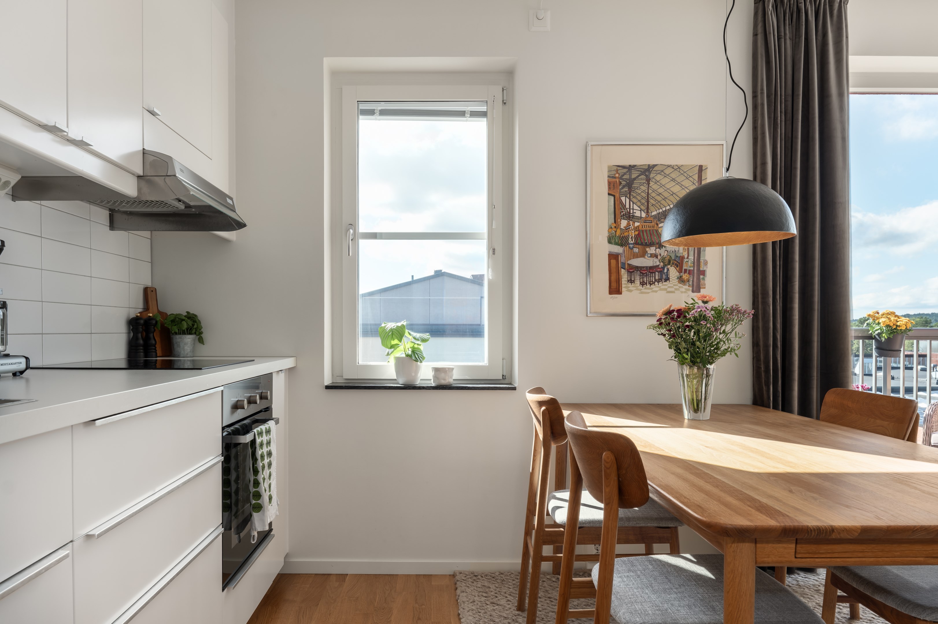 Bostadsbild från Chamottevägen 9, Såld i Porslinskvarteren, Värmdö