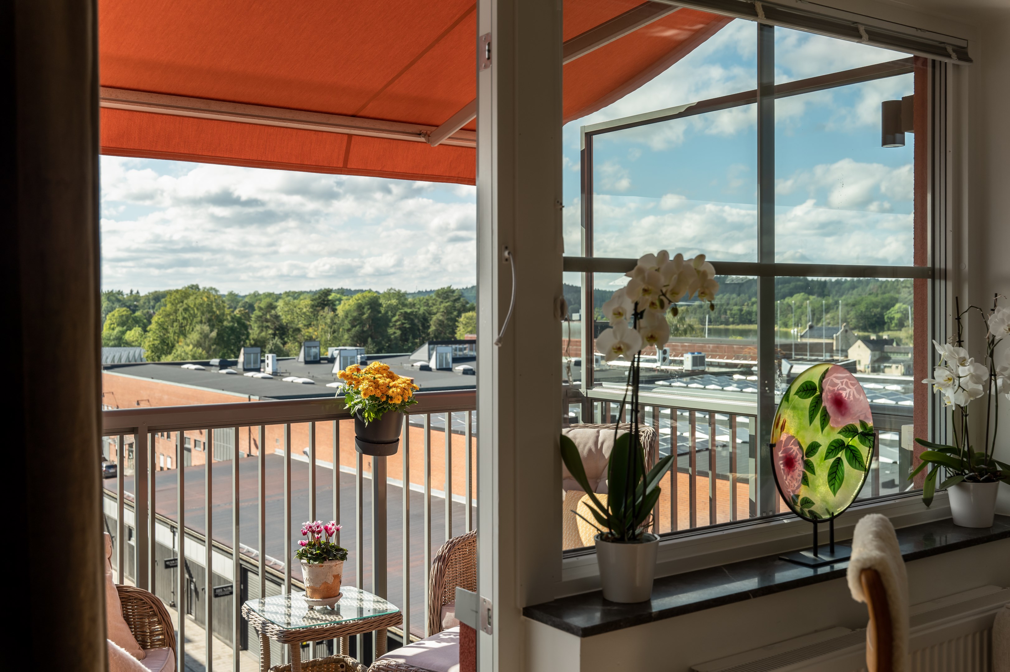 Bostadsbild från Chamottevägen 9, Såld i Porslinskvarteren, Värmdö