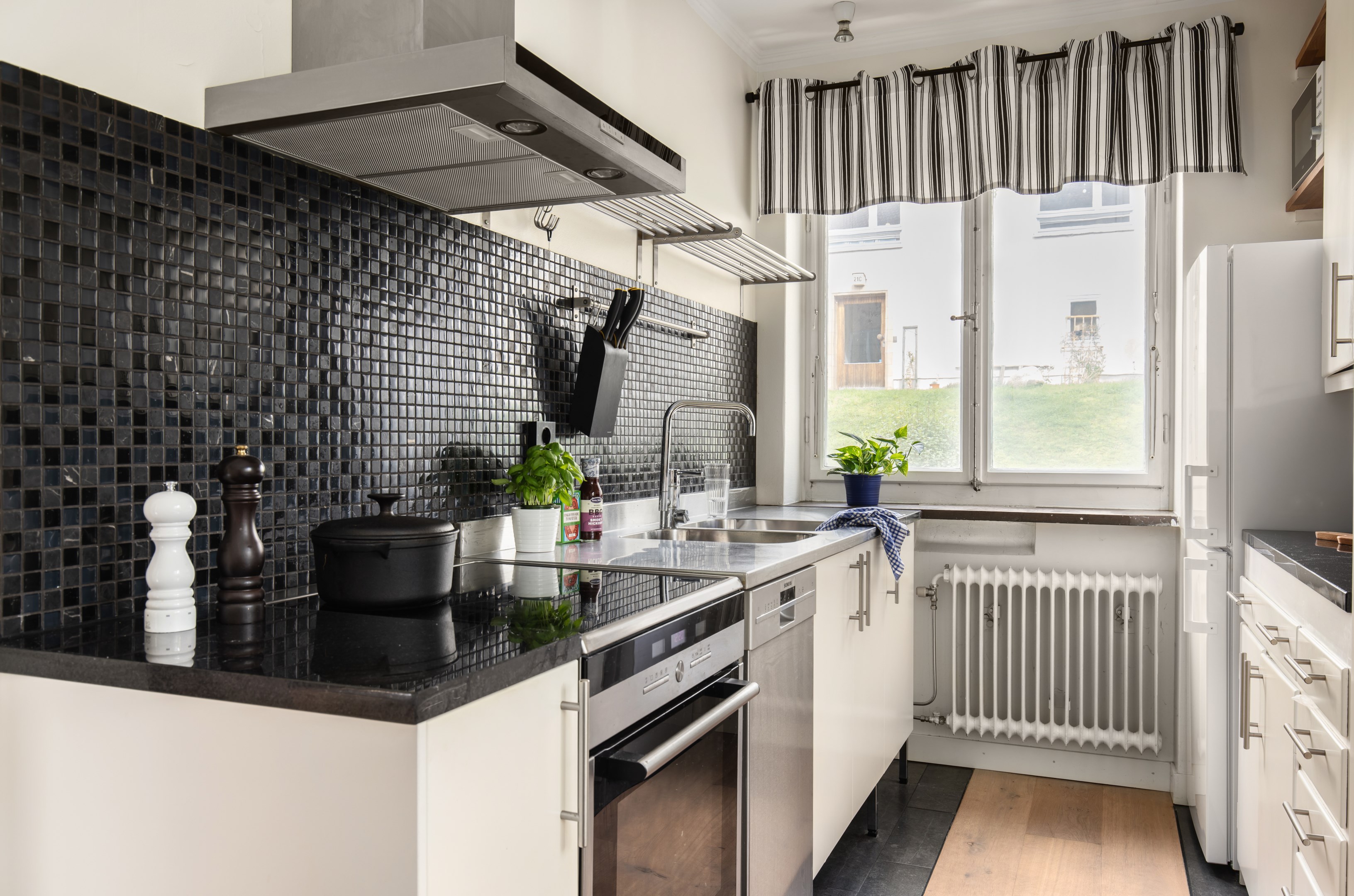 Bostadsbild från Ugglevägen 17F, Såld i Ektorp, Nacka