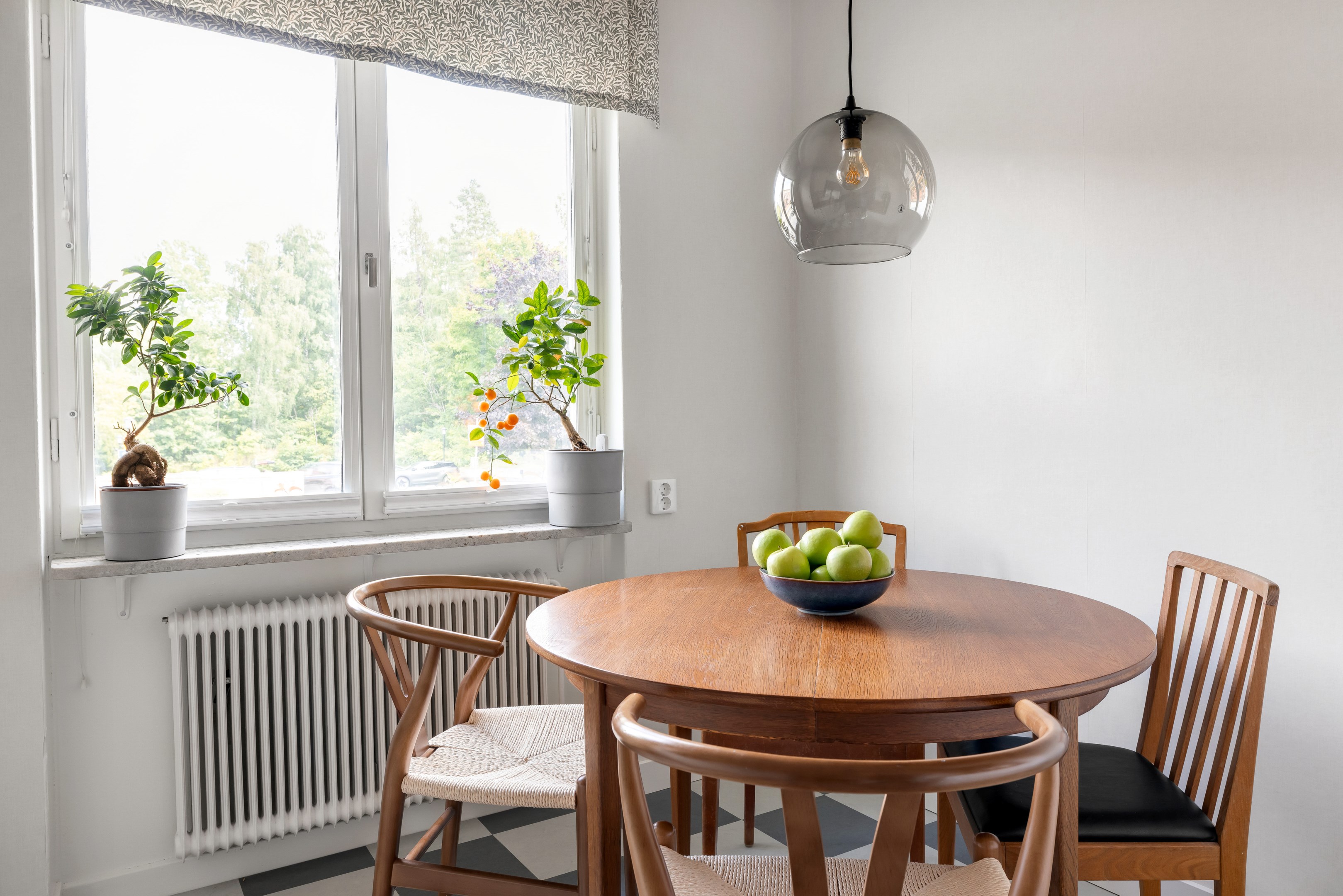 Bostadsbild från Svartbäcksgatan 100B, Till salu i Svartbäcken, Uppsala