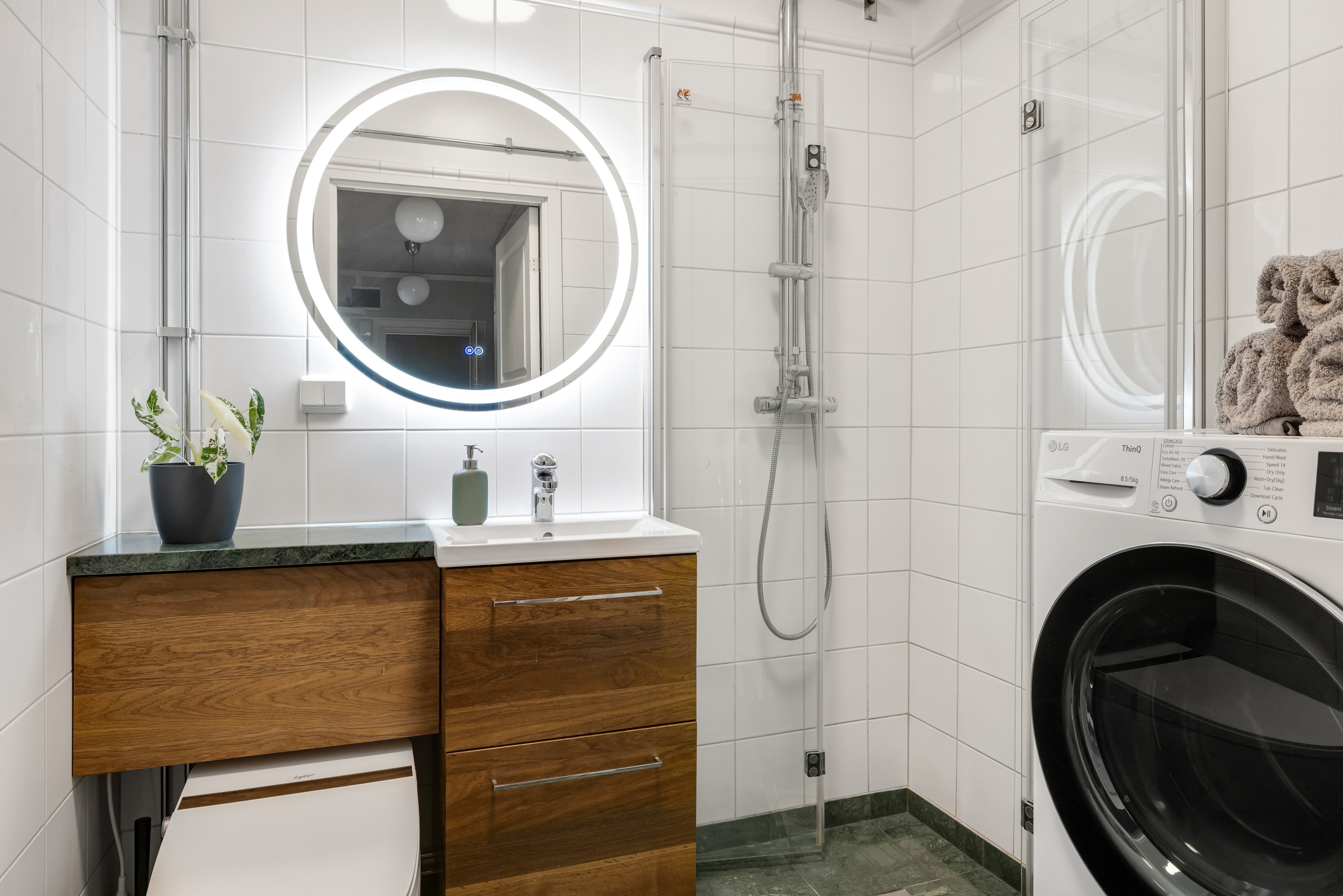Bostadsbild från Svartbäcksgatan 100B, Till salu i Svartbäcken, Uppsala