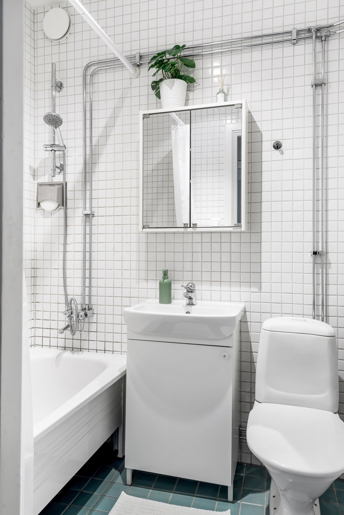 Bostadsbild från Lindsbergsgatan 9B, Till salu i Sommarro, Uppsala