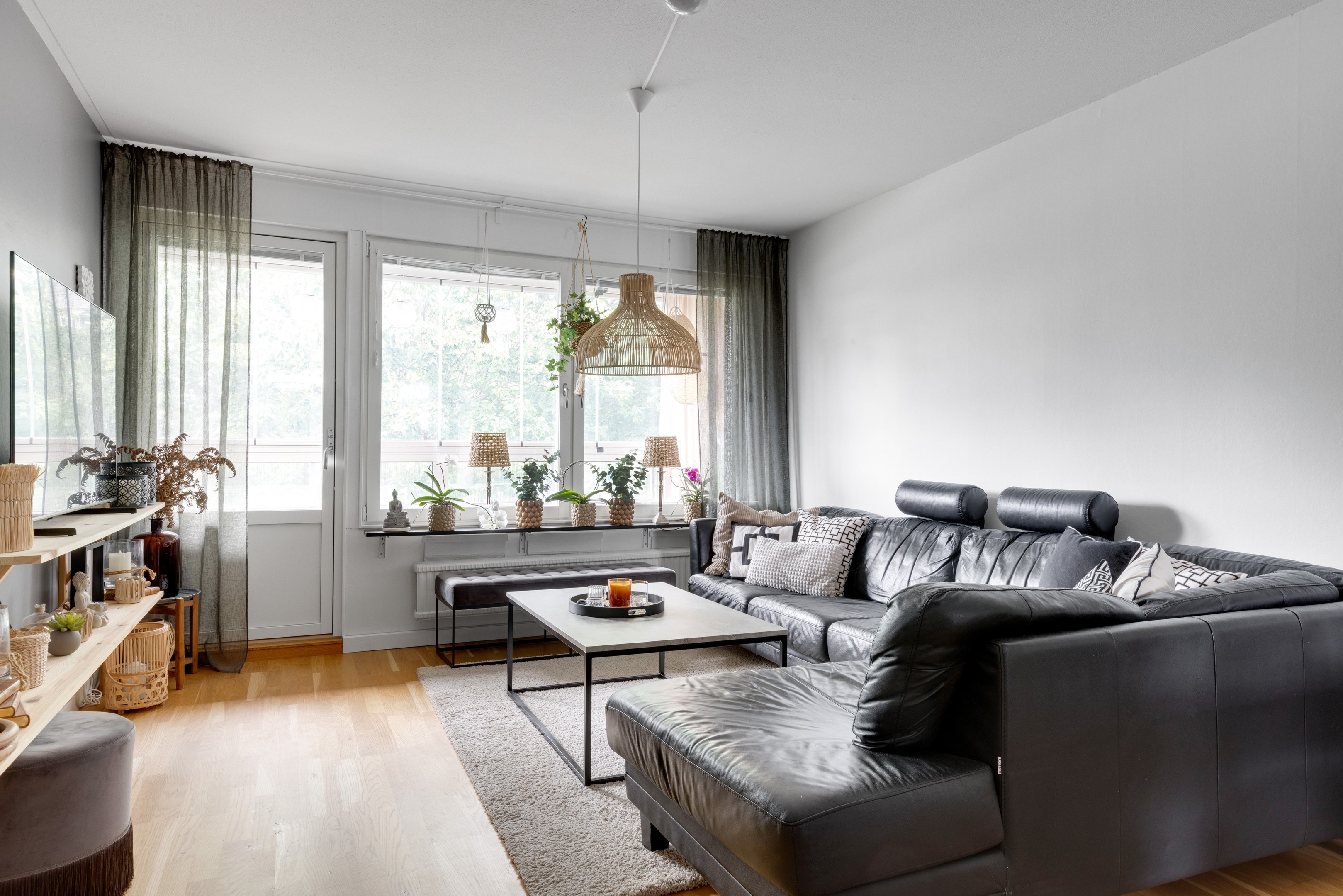 Bostadsbild från Gräslöksgatan 20, Såld i Årsta, Uppsala