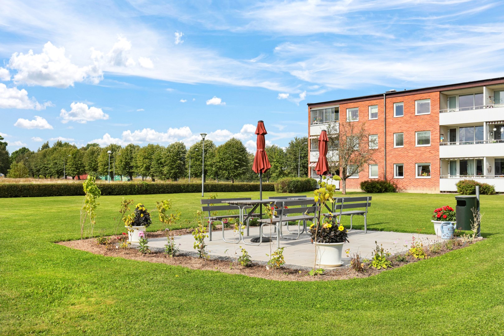 Bostadsbild från Stationsgatan 3 A, Till salu i Gimo, Östhammar