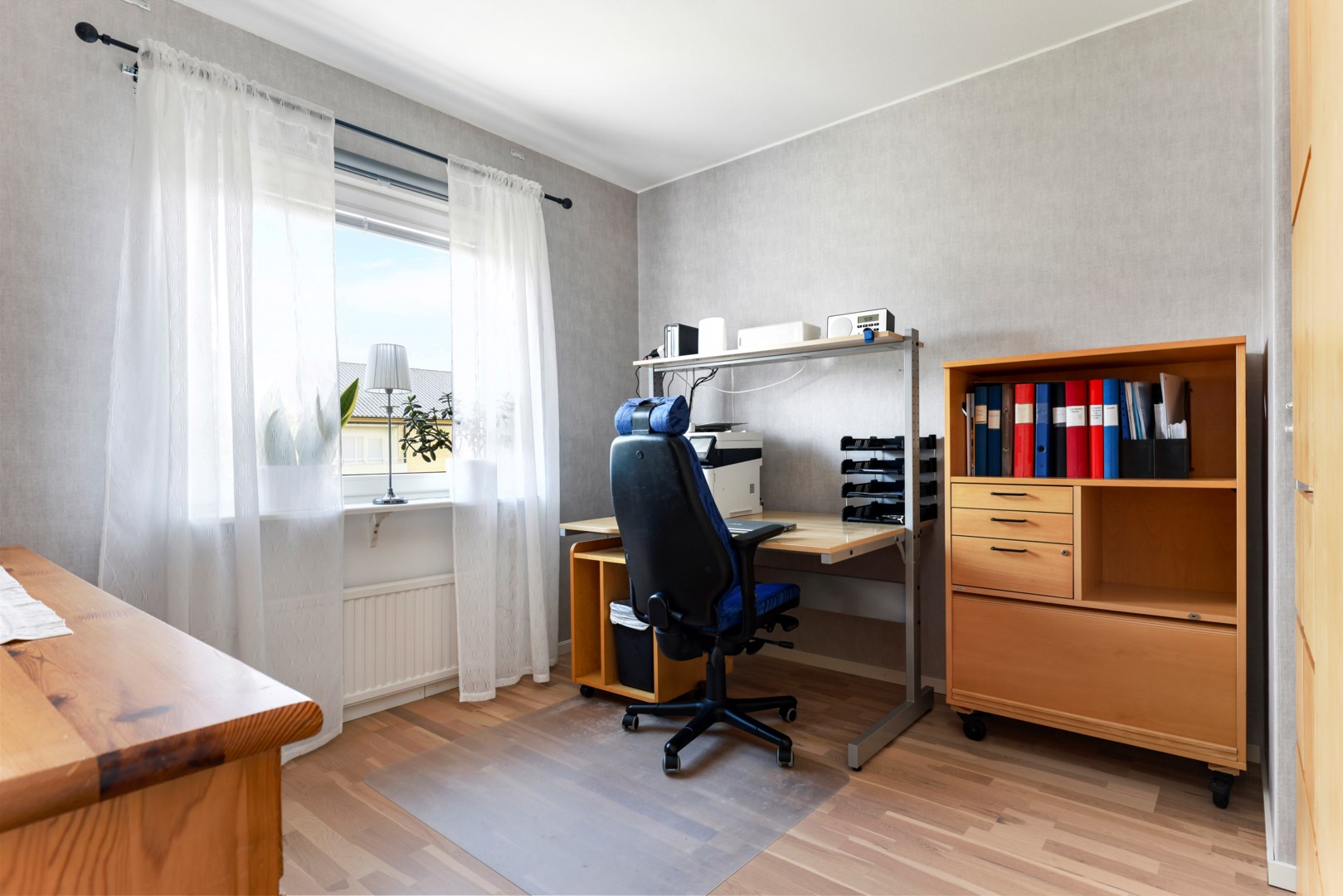 Bostadsbild från Stationsgatan 3 A, Till salu i Gimo, Östhammar