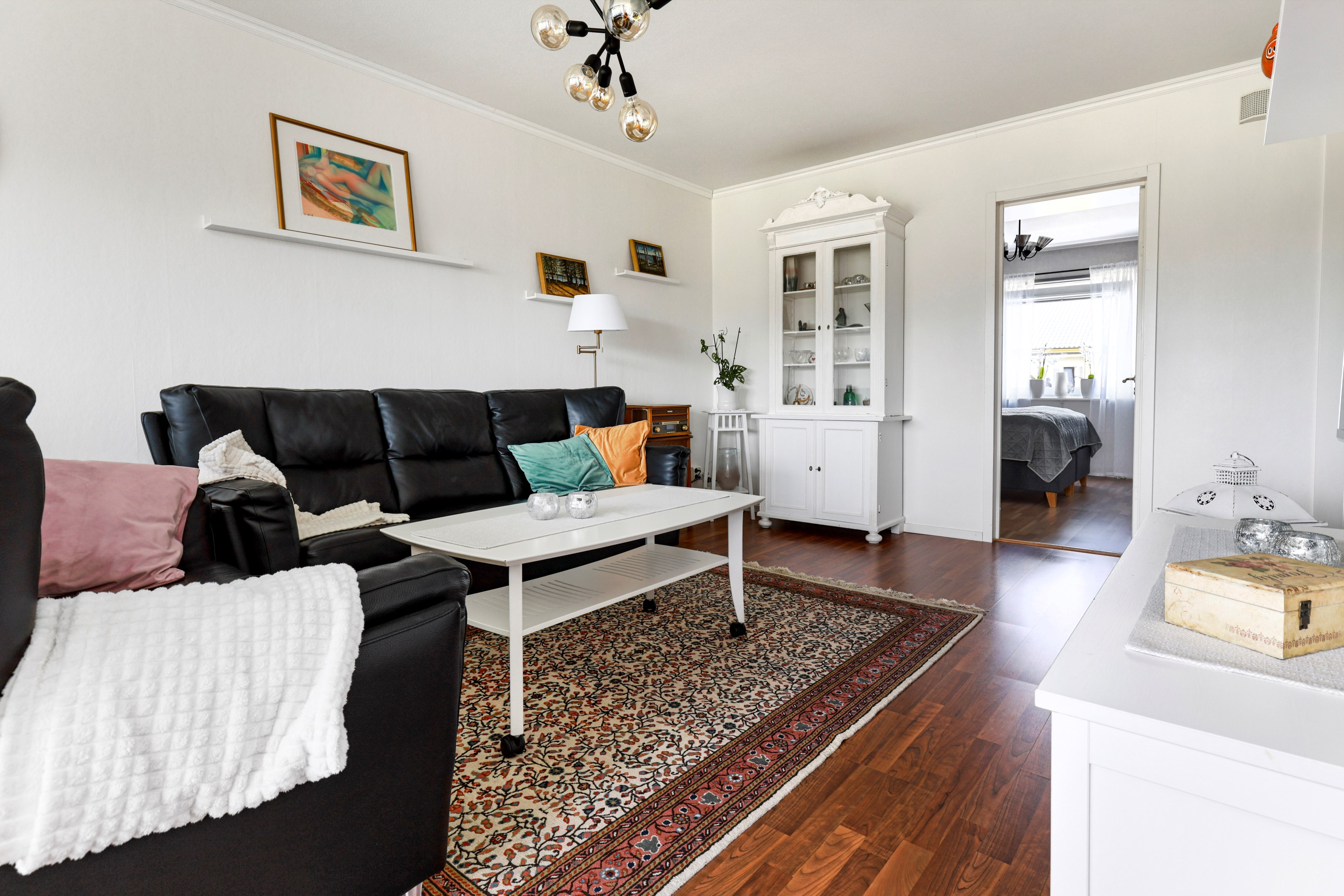 Bostadsbild från Stationsgatan 3 A, Såld i Gimo, Östhammar