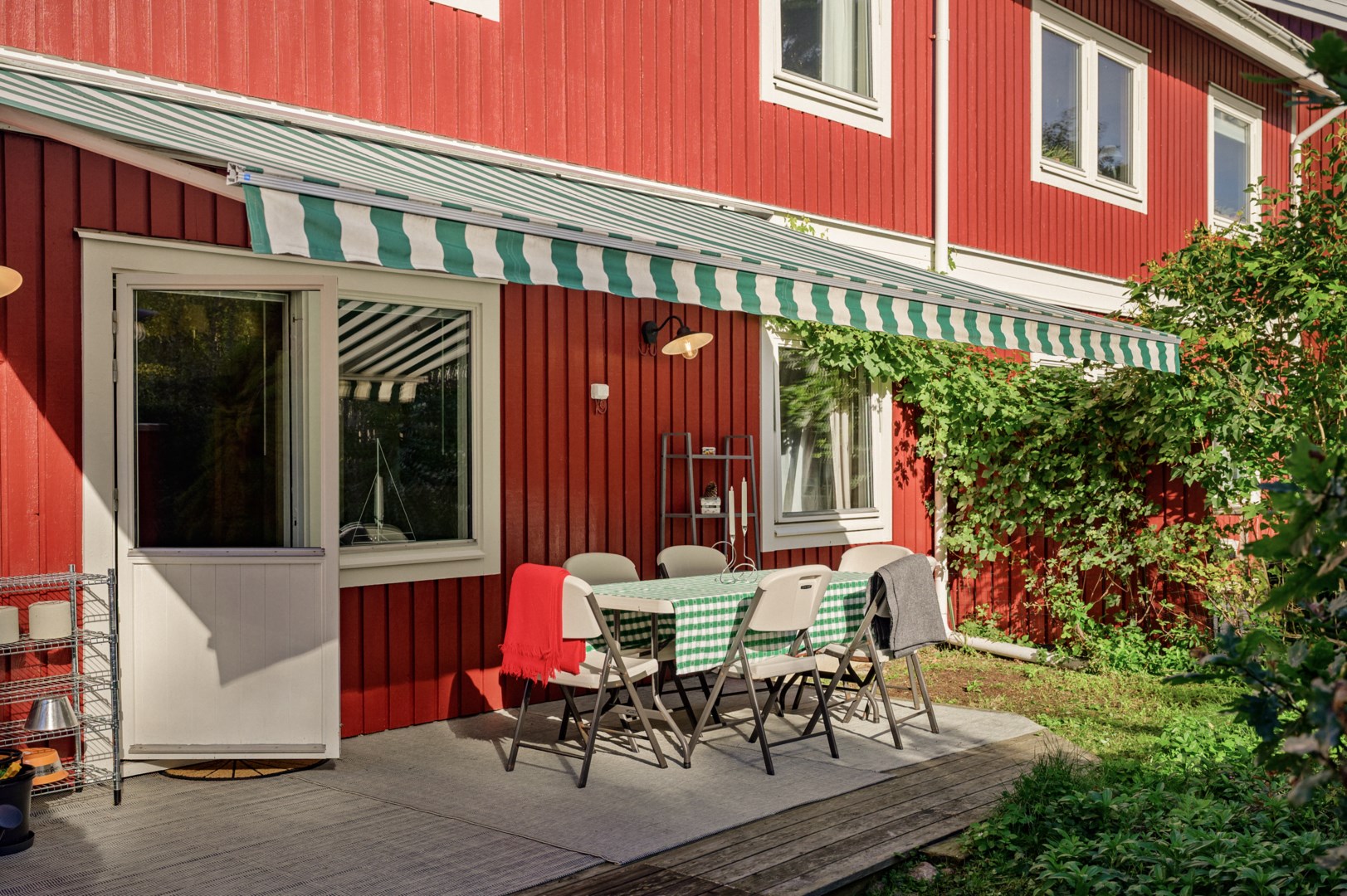 Bostadsbild från Dalkarlsvägen 31A, Till salu i Djurö, Värmdö