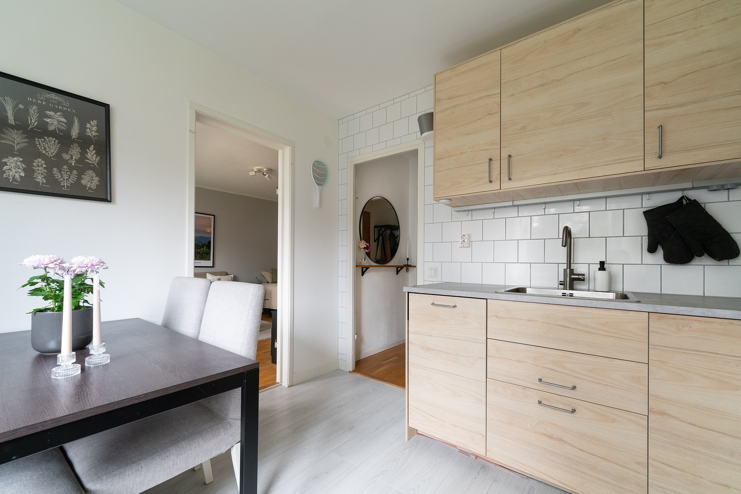 Bostadsbild från Tullingebergsvägen 28, Såld i G:a Tullingeberg, Botkyrka