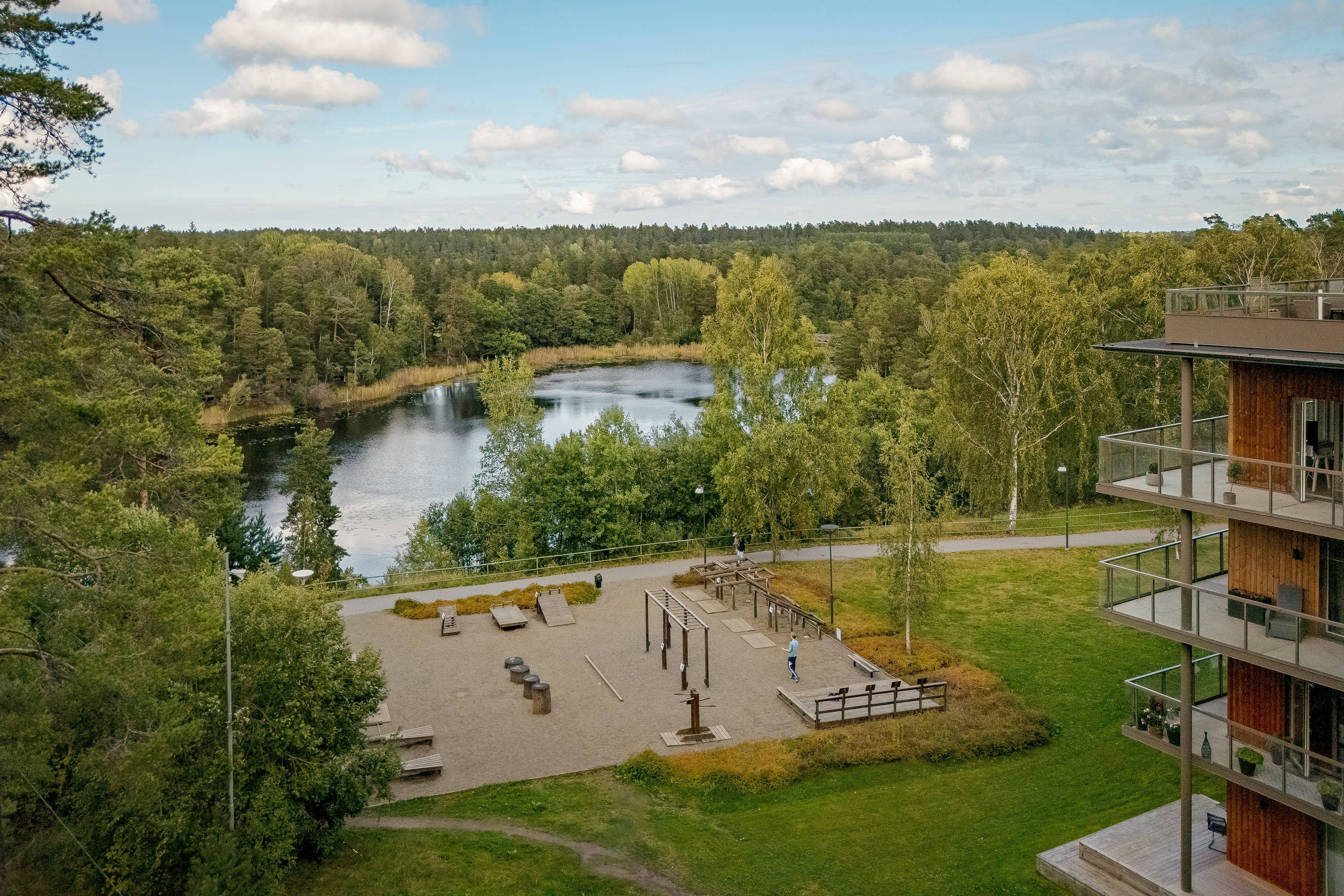 Bostadsbild från Grenvägen 4, Såld i Gustavsberg - Ösby Sjöpark, Värmdö