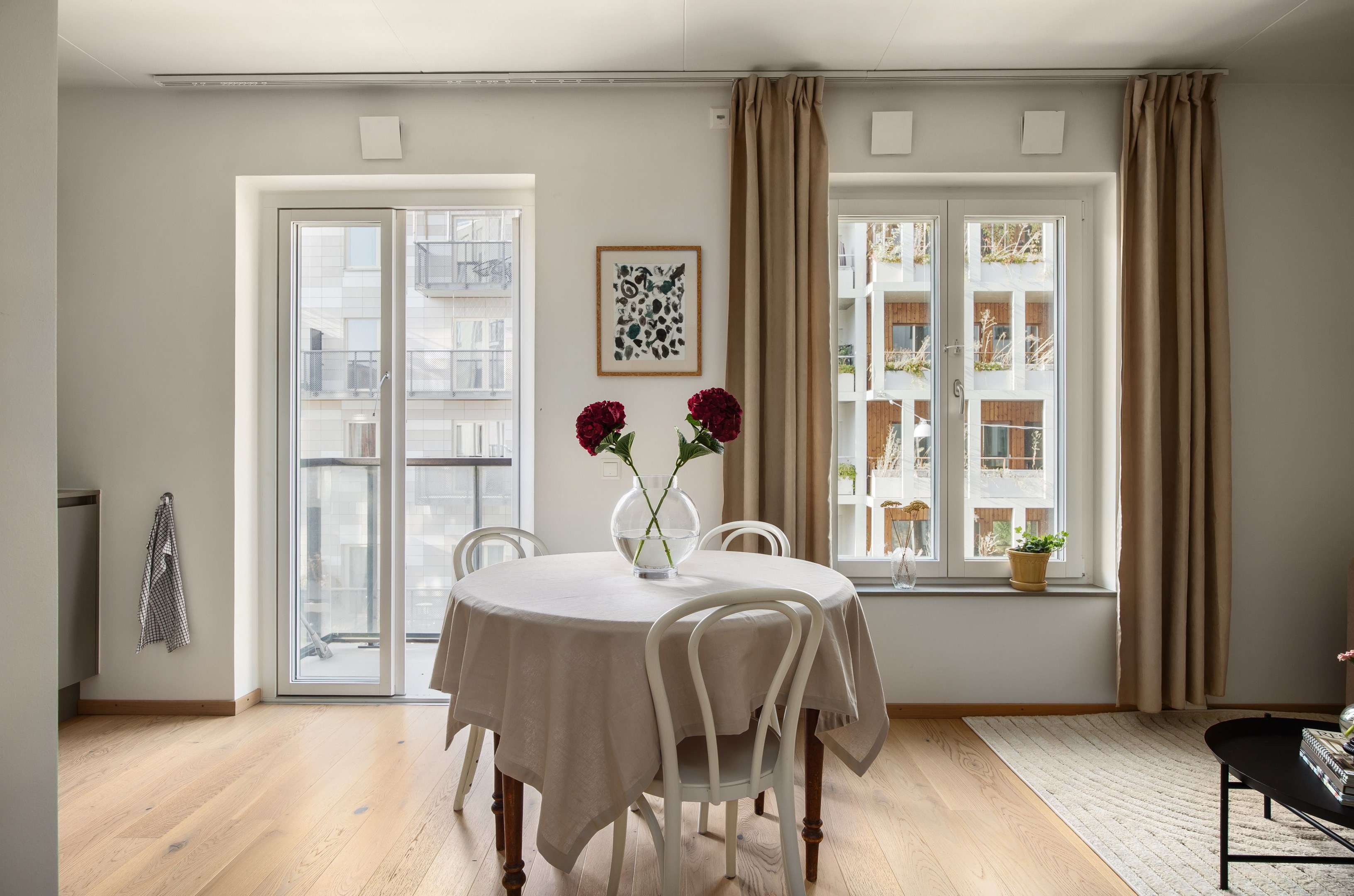 Bostadsbild från Nya gatan 9, Till salu i Nacka Forum, Nacka