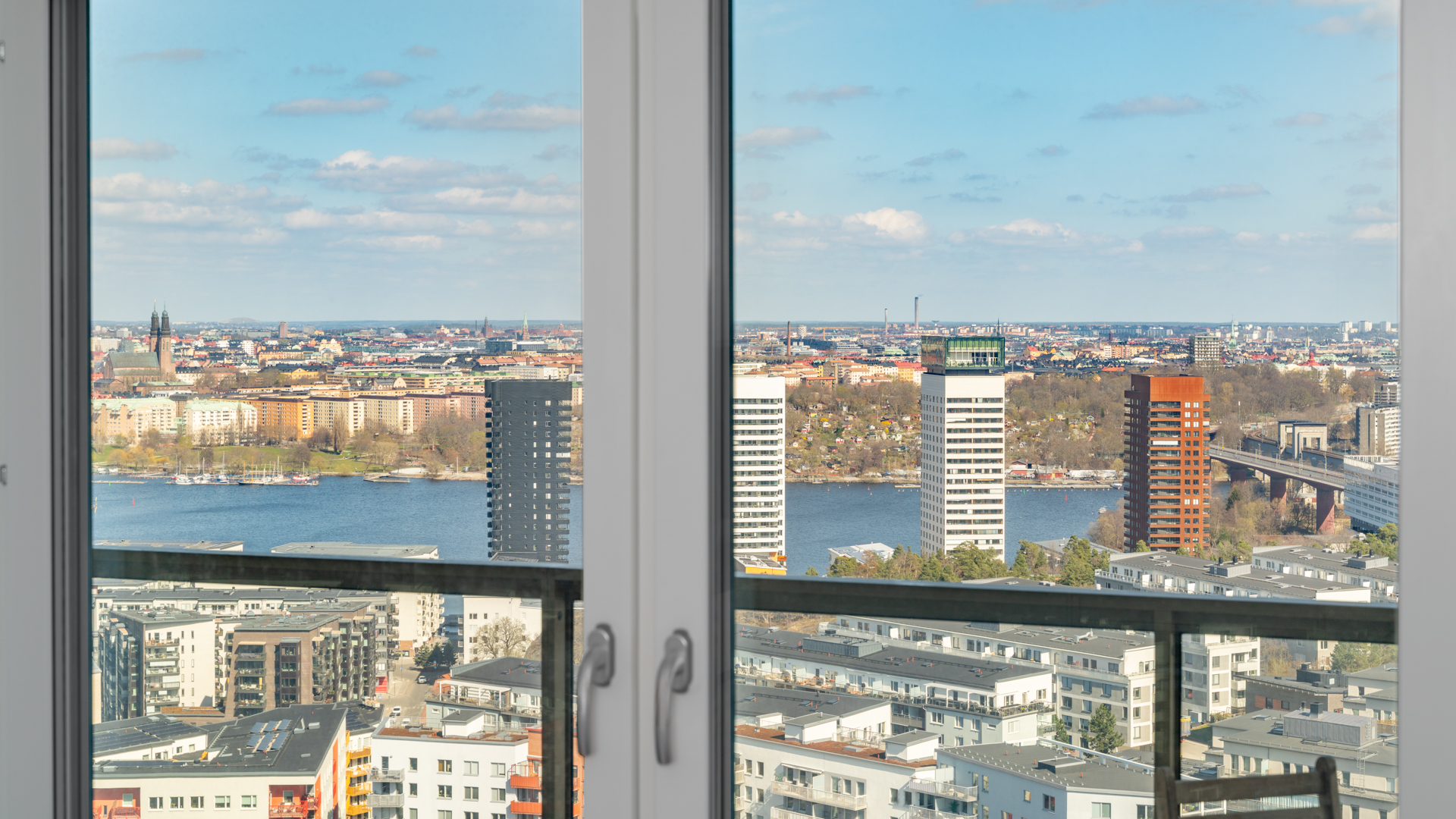 Bostadsbild från Årstaskogs Väg 10, vån 23, Såld i Årstaberg, Stockholm