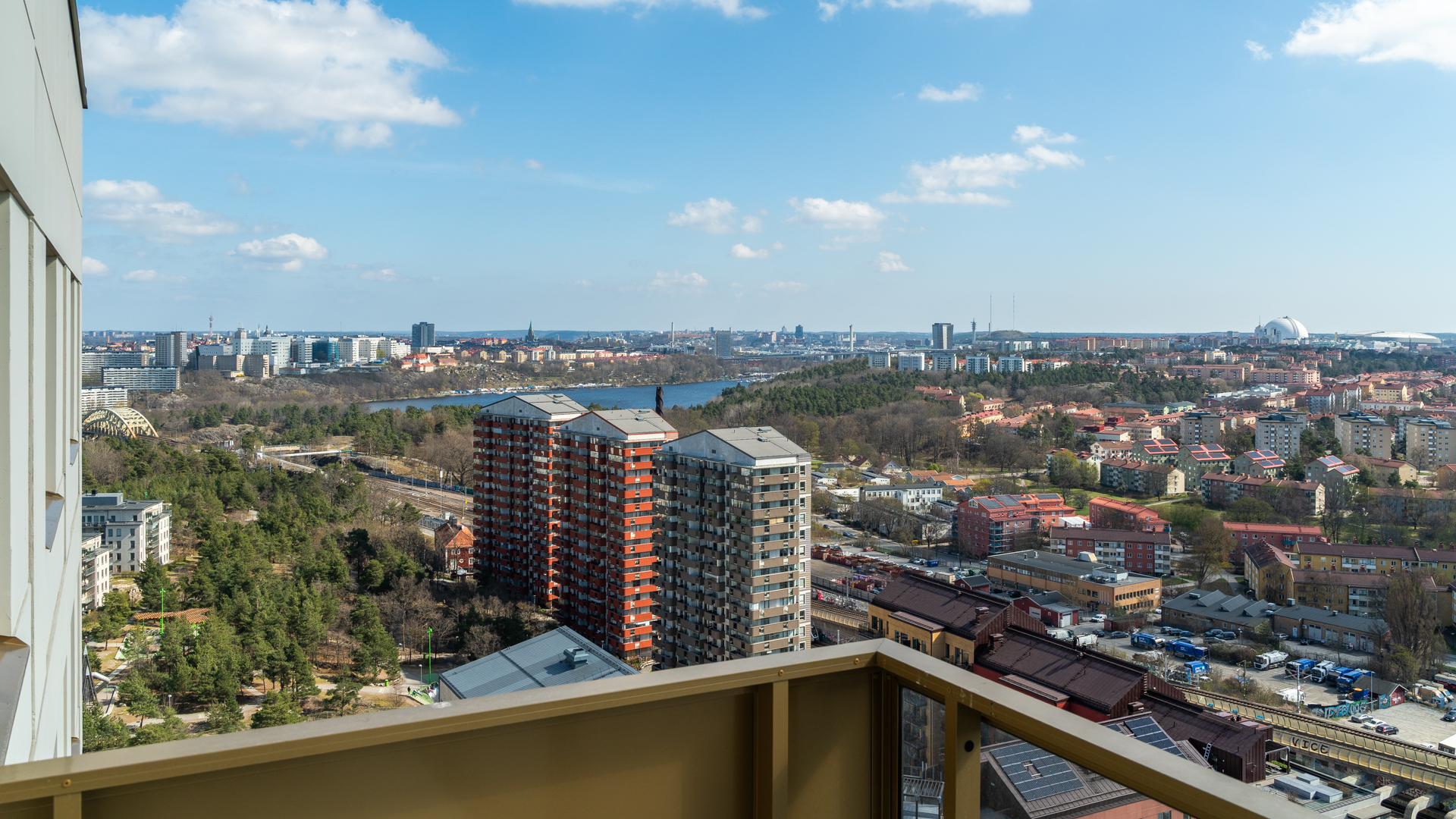 Bostadsbild från Årstaskogs Väg 10, vån 23, Såld i Årstaberg, Stockholm