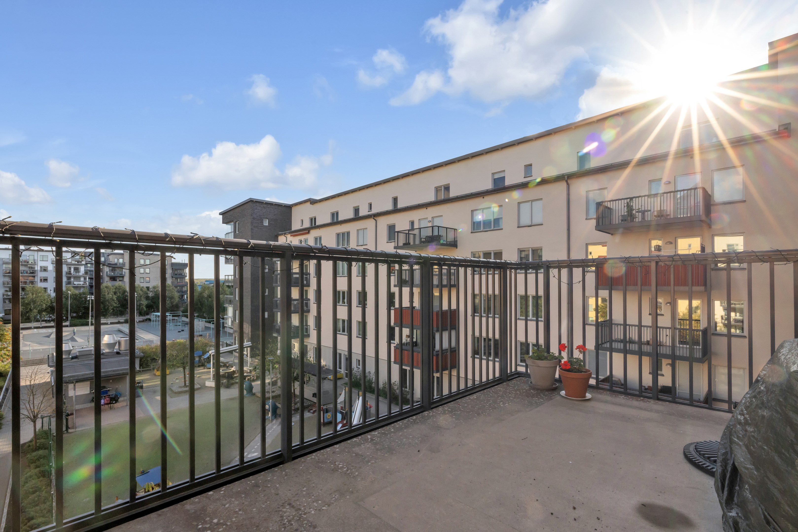 Bostadsbild från Tullgarnsgatan 20, Såld i Kungsängen, Uppsala