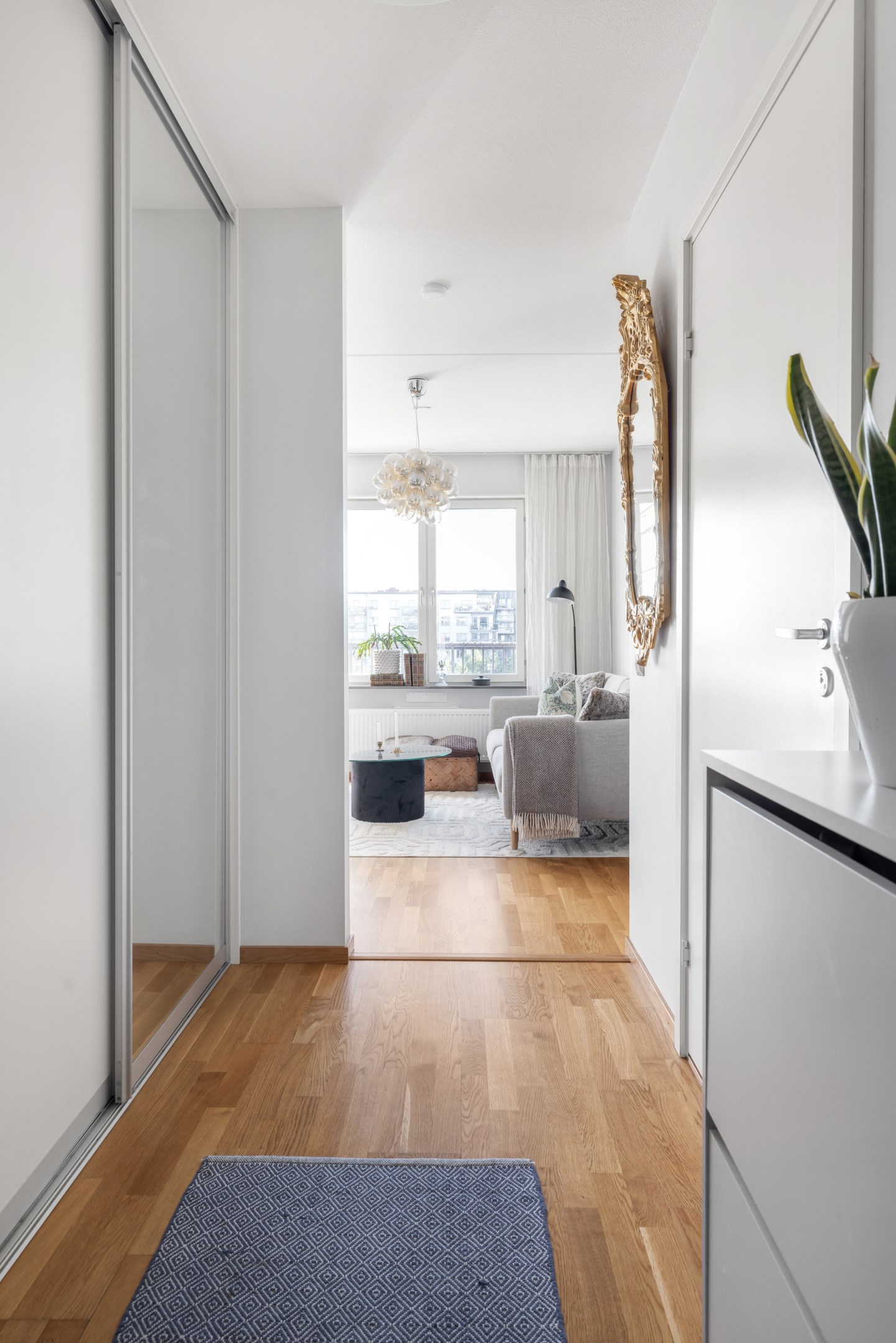 Bostadsbild från Tullgarnsgatan 20, Såld i Kungsängen, Uppsala