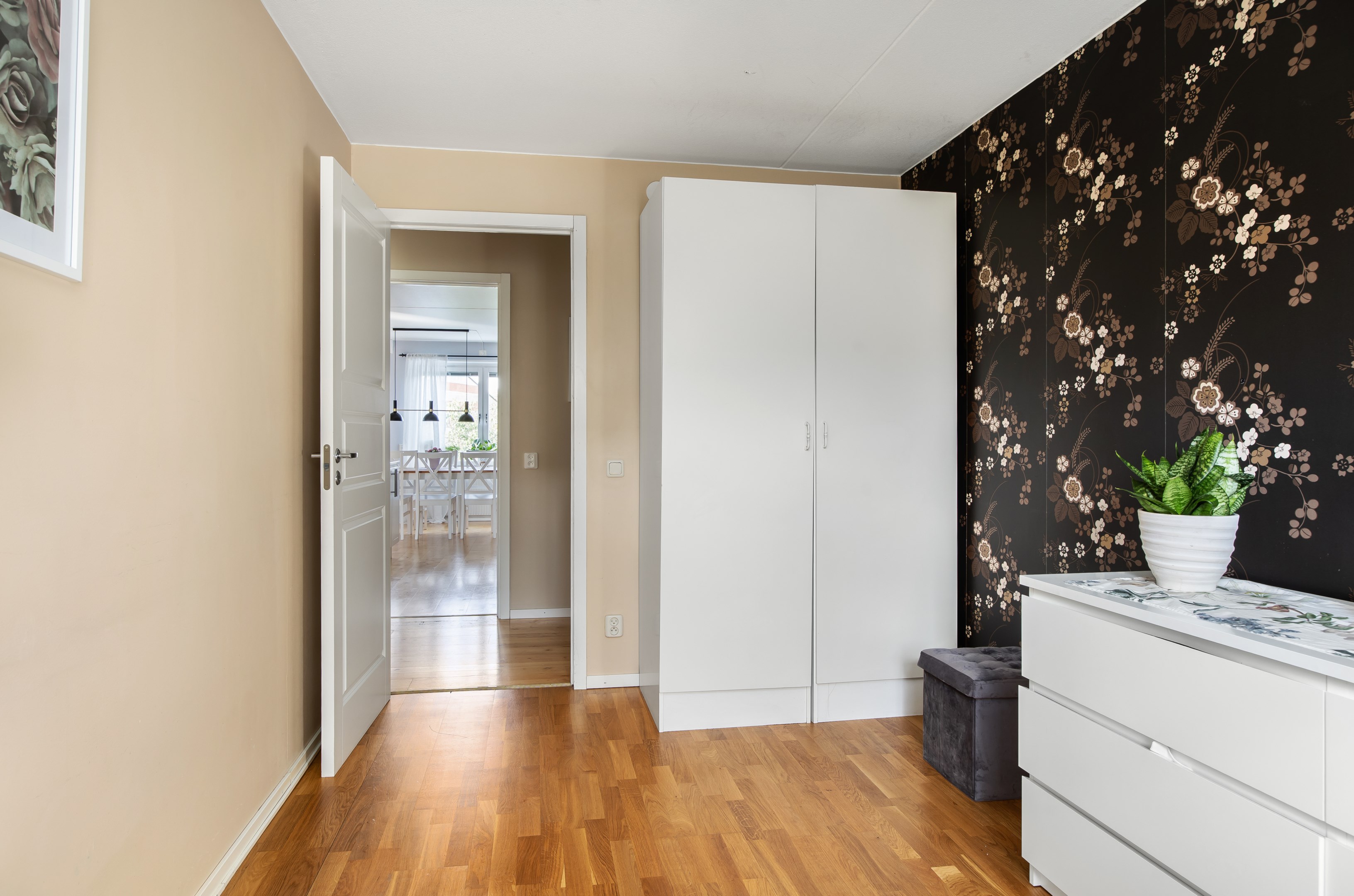 Bostadsbild från Trillans Väg 2, Såld i Jarlaberg, Nacka