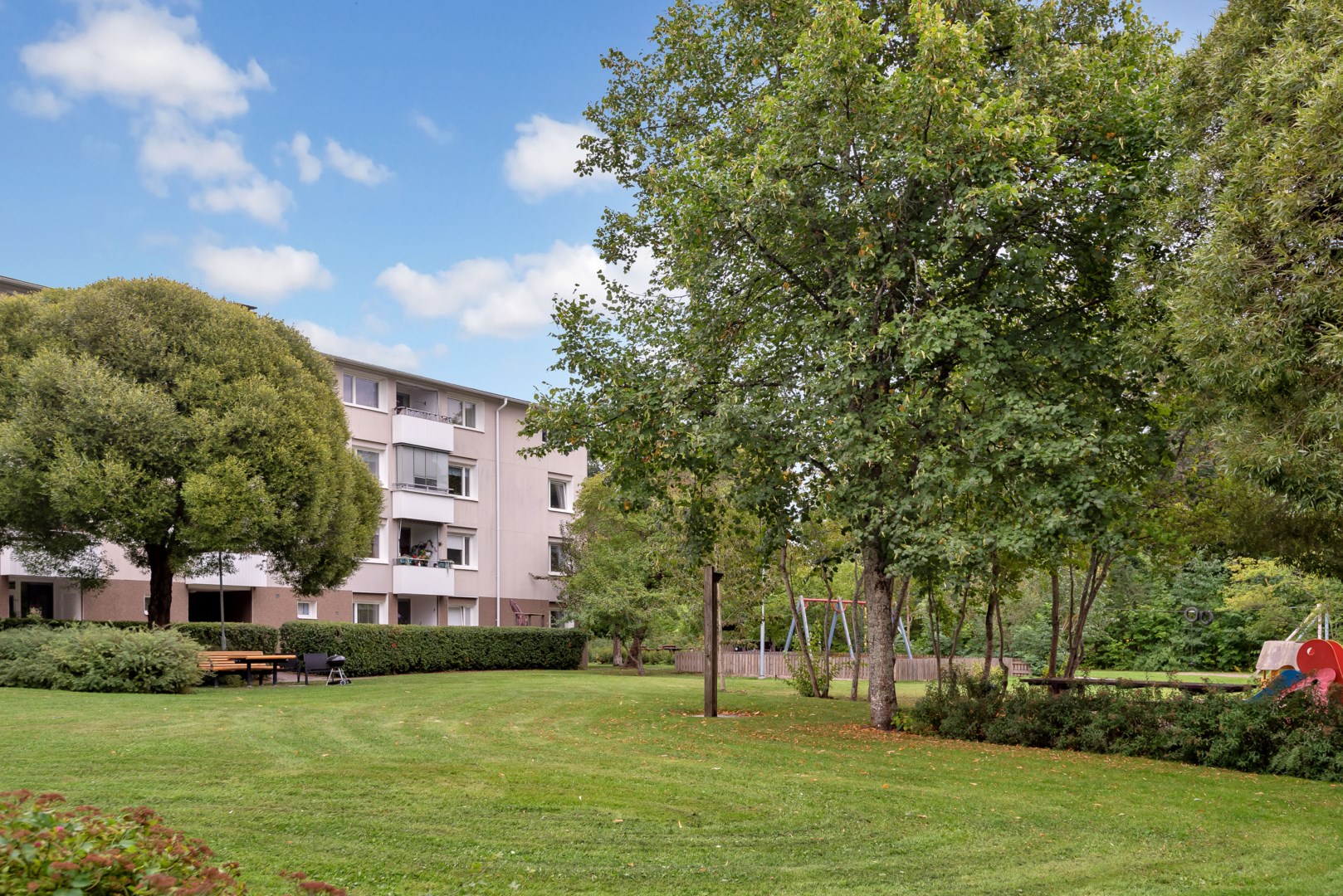 Bostadsbild från Fjärdhundragatan 66, Såld i Tunabackar, Uppsala