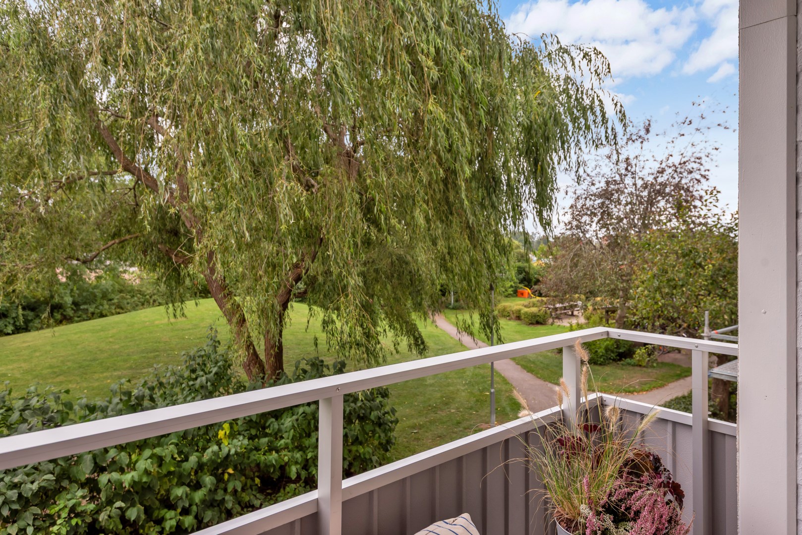 Bostadsbild från Fjärdhundragatan 66, Såld i Tunabackar, Uppsala