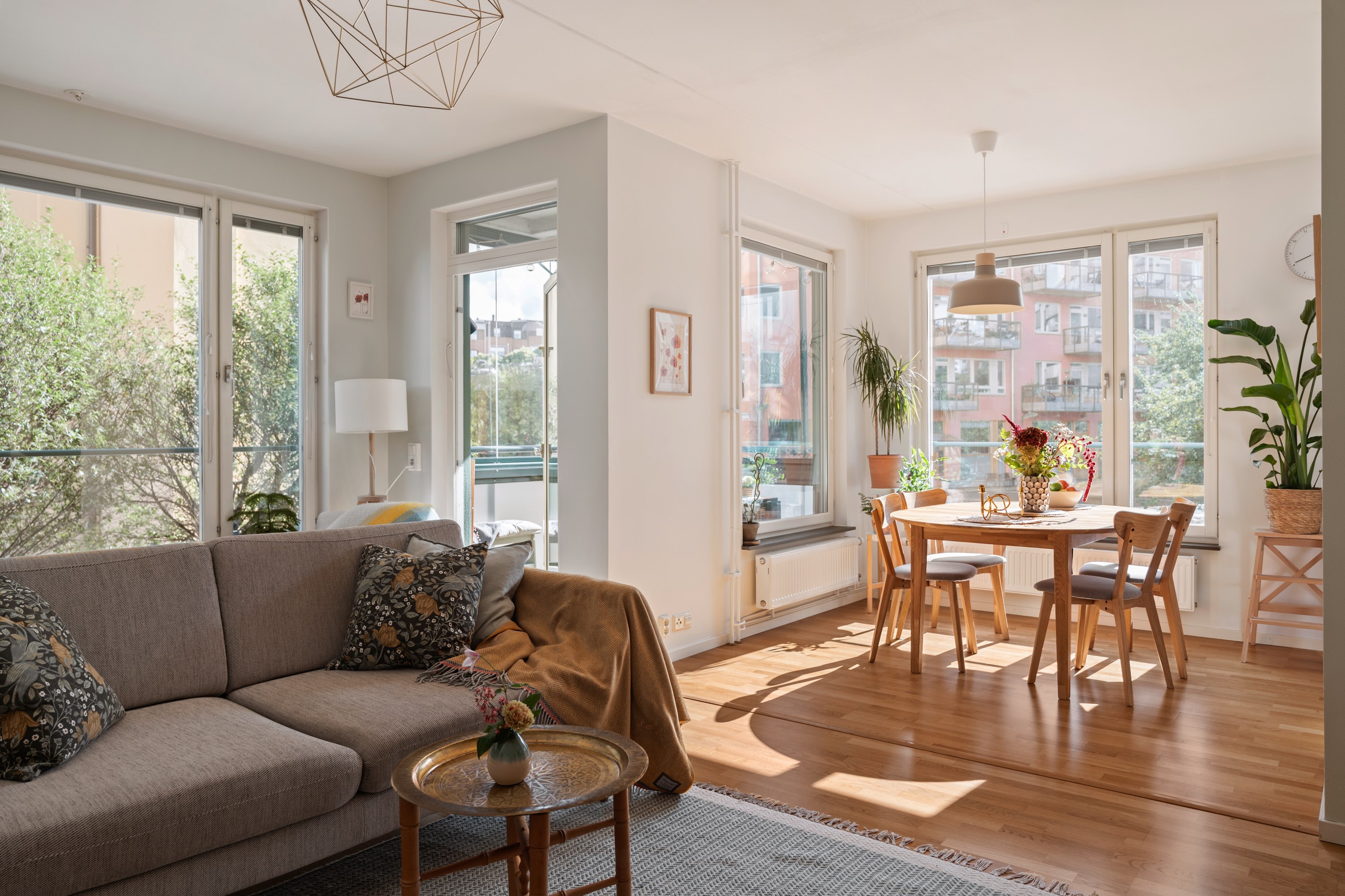 Bostadsbild från Sjökvarnsbacken 4, Till salu i Saltsjöqvarn, Nacka