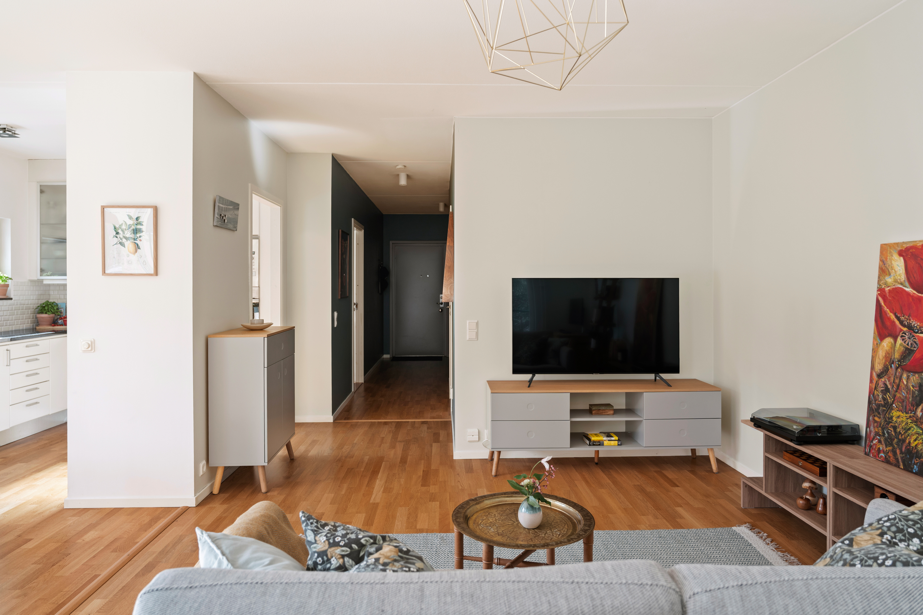 Bostadsbild från Sjökvarnsbacken 4, Till salu i Saltsjöqvarn, Nacka