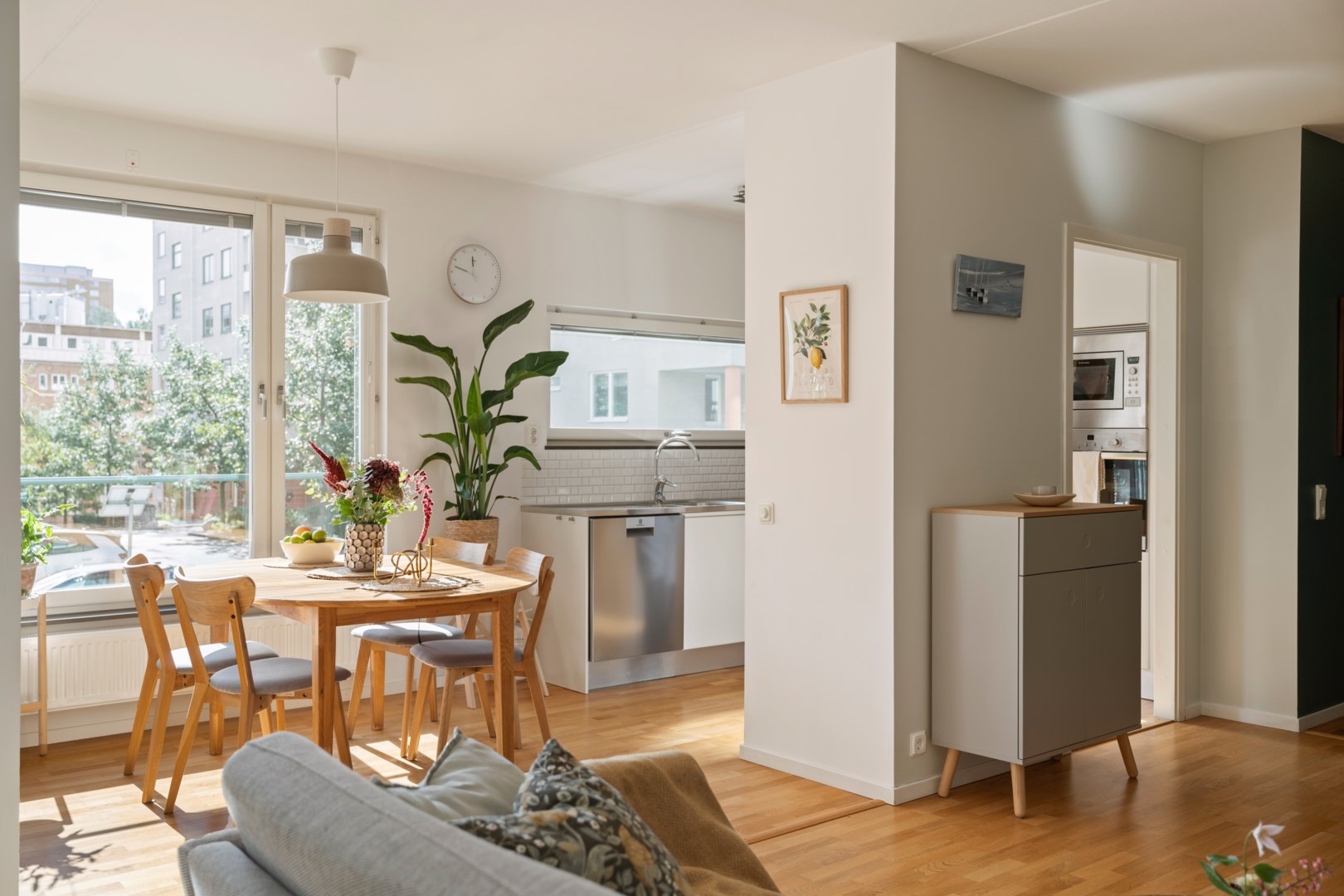 Bostadsbild från Sjökvarnsbacken 4, Till salu i Saltsjöqvarn, Nacka