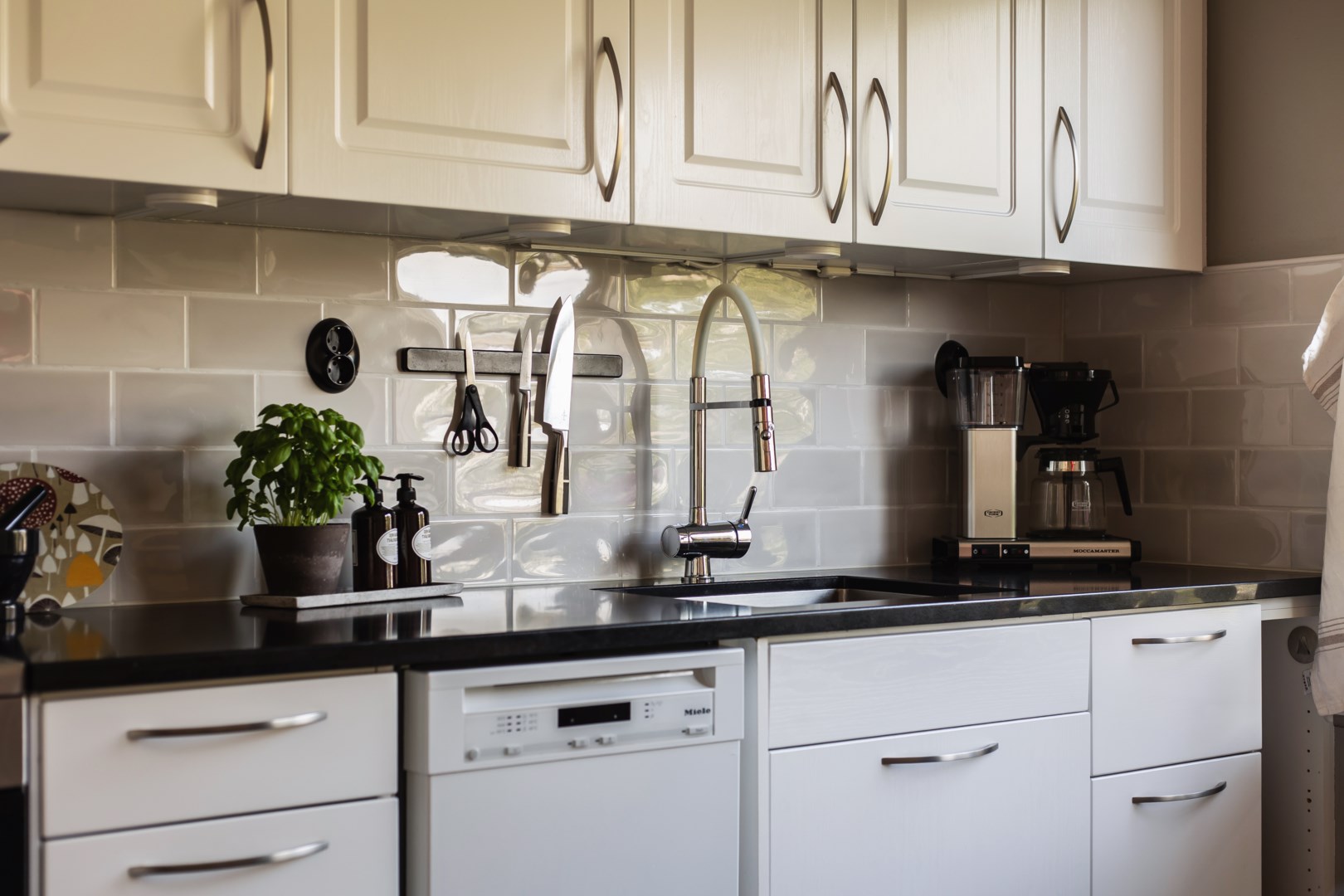 Bostadsbild från Järla Gårdsväg 35, Såld i Järla sjö, Nacka