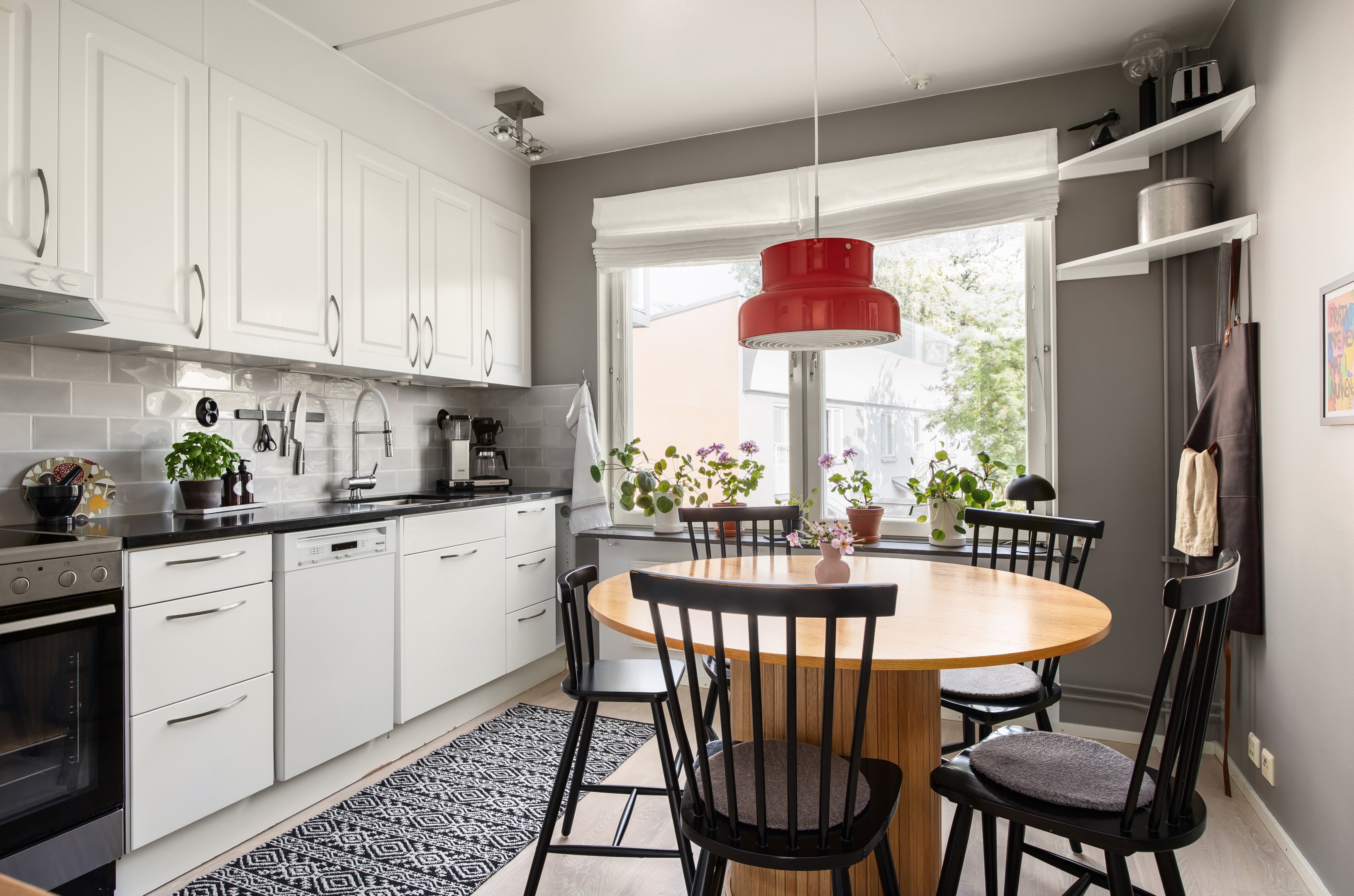 Bostadsbild från Järla Gårdsväg 35, Såld i Järla sjö, Nacka