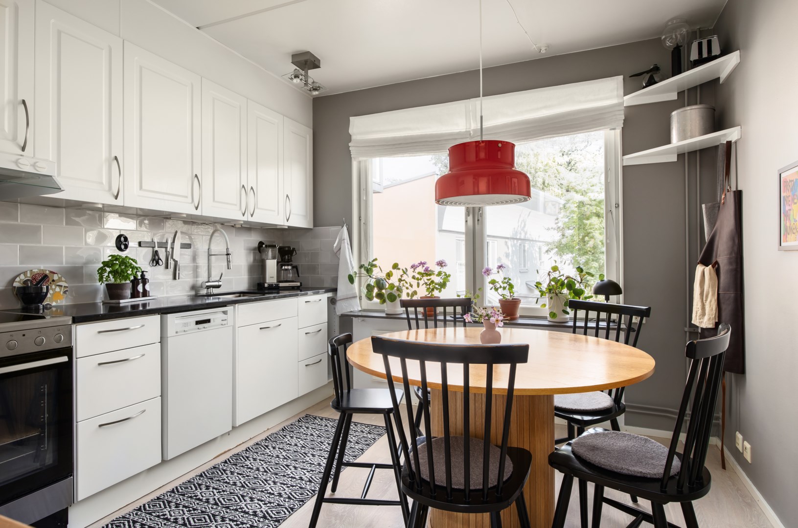 Bostadsbild från Järla Gårdsväg 35, Såld i Järla sjö, Nacka