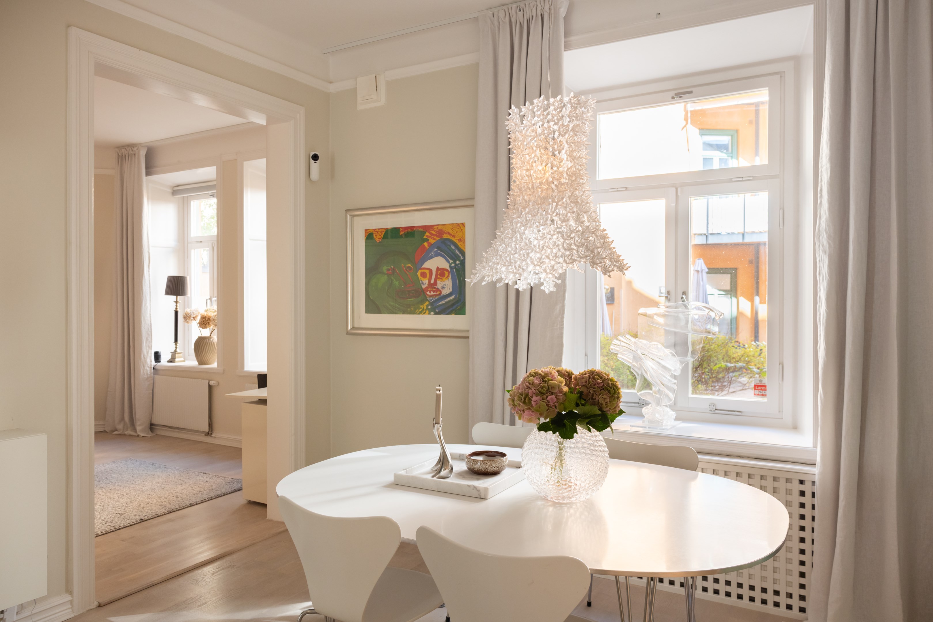 Bostadsbild från Valhallavägen 38A, Såld i Östermalm, Stockholm