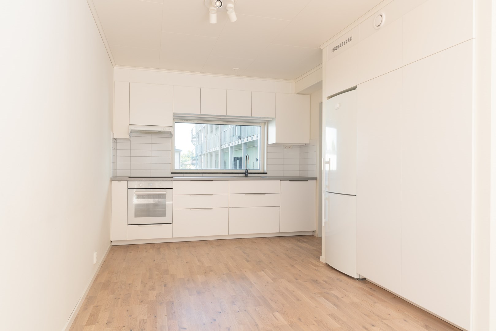 Bostadsbild från Rubingatan 24C, Till salu i Bäckby, Västerås