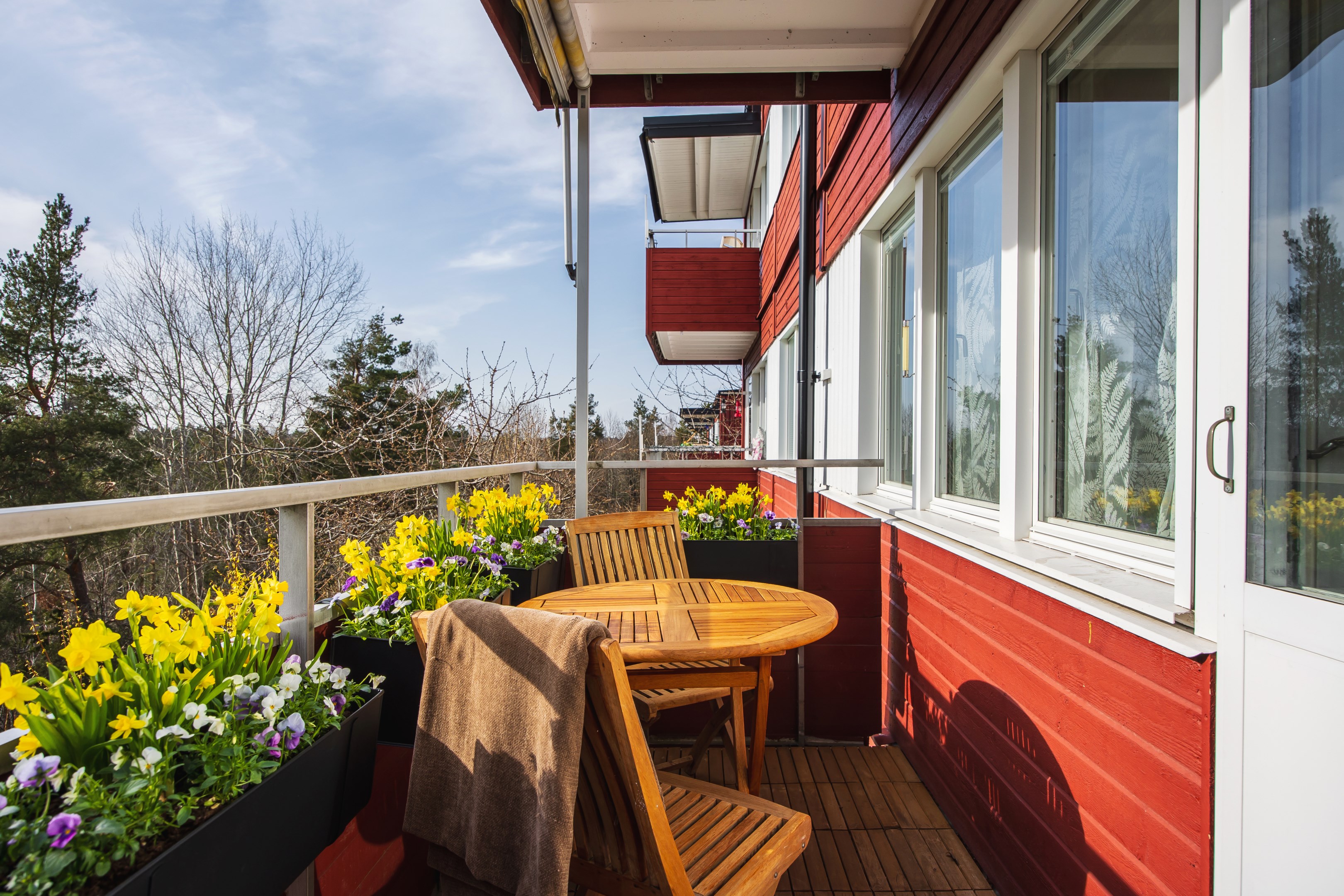 Bostadsbild från Ljuskärrsvägen 92, Kommande i Ljuskärrsberget - Saltsjöbaden, Nacka