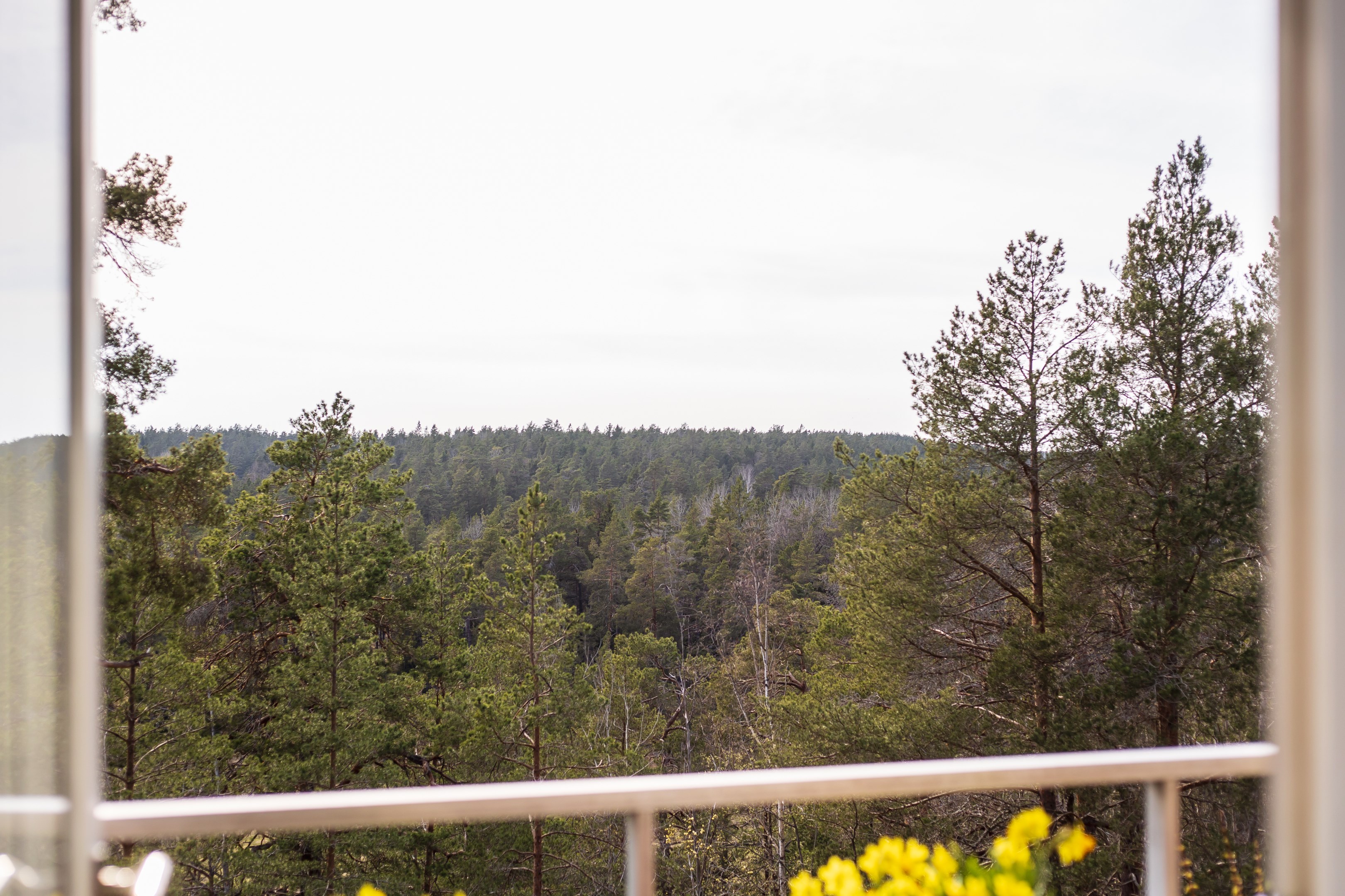 Bostadsbild från Ljuskärrsvägen 92, Kommande i Ljuskärrsberget - Saltsjöbaden, Nacka