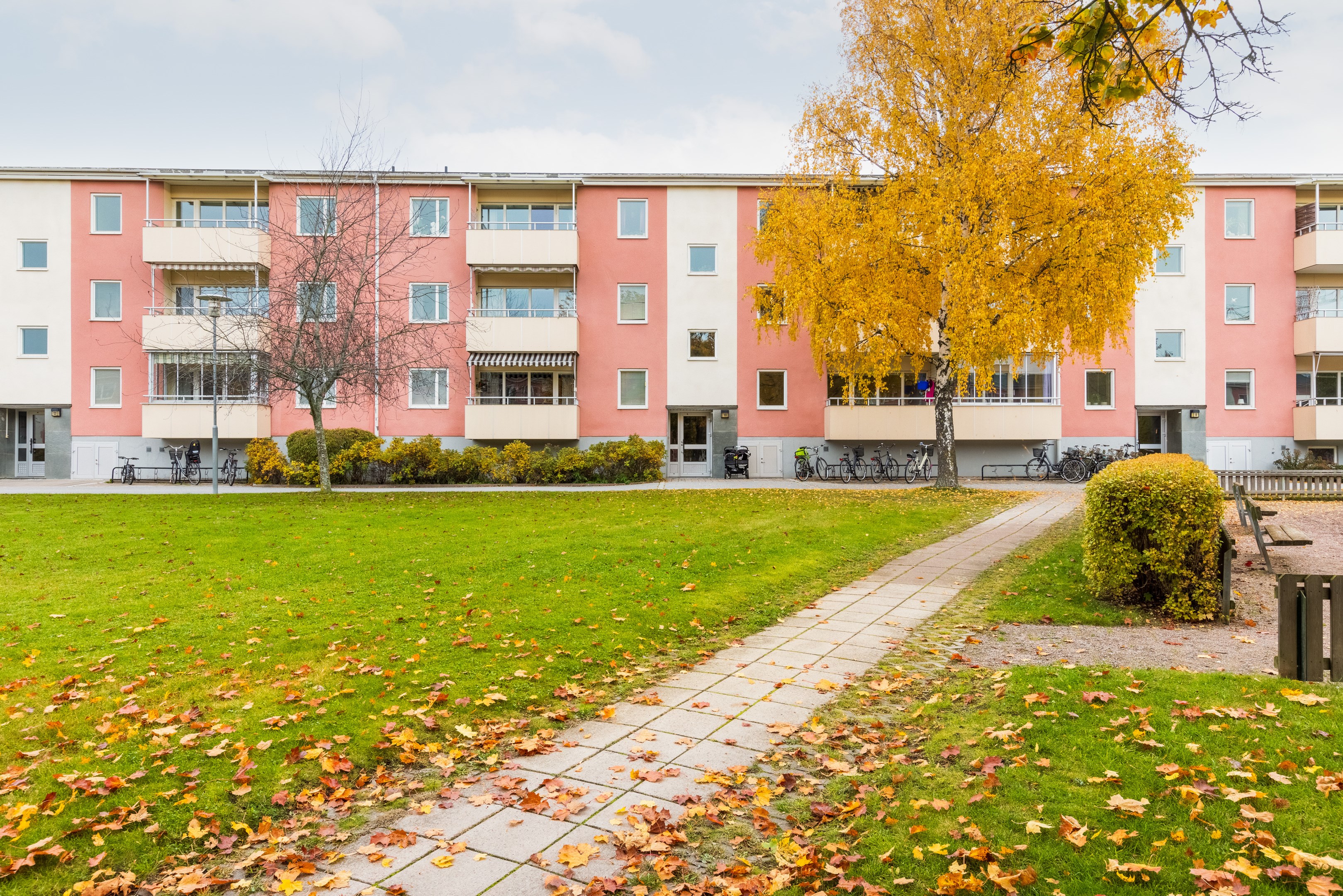 Bostadsbild från Tövädersgatan 10, Såld i Gränby, Uppsala