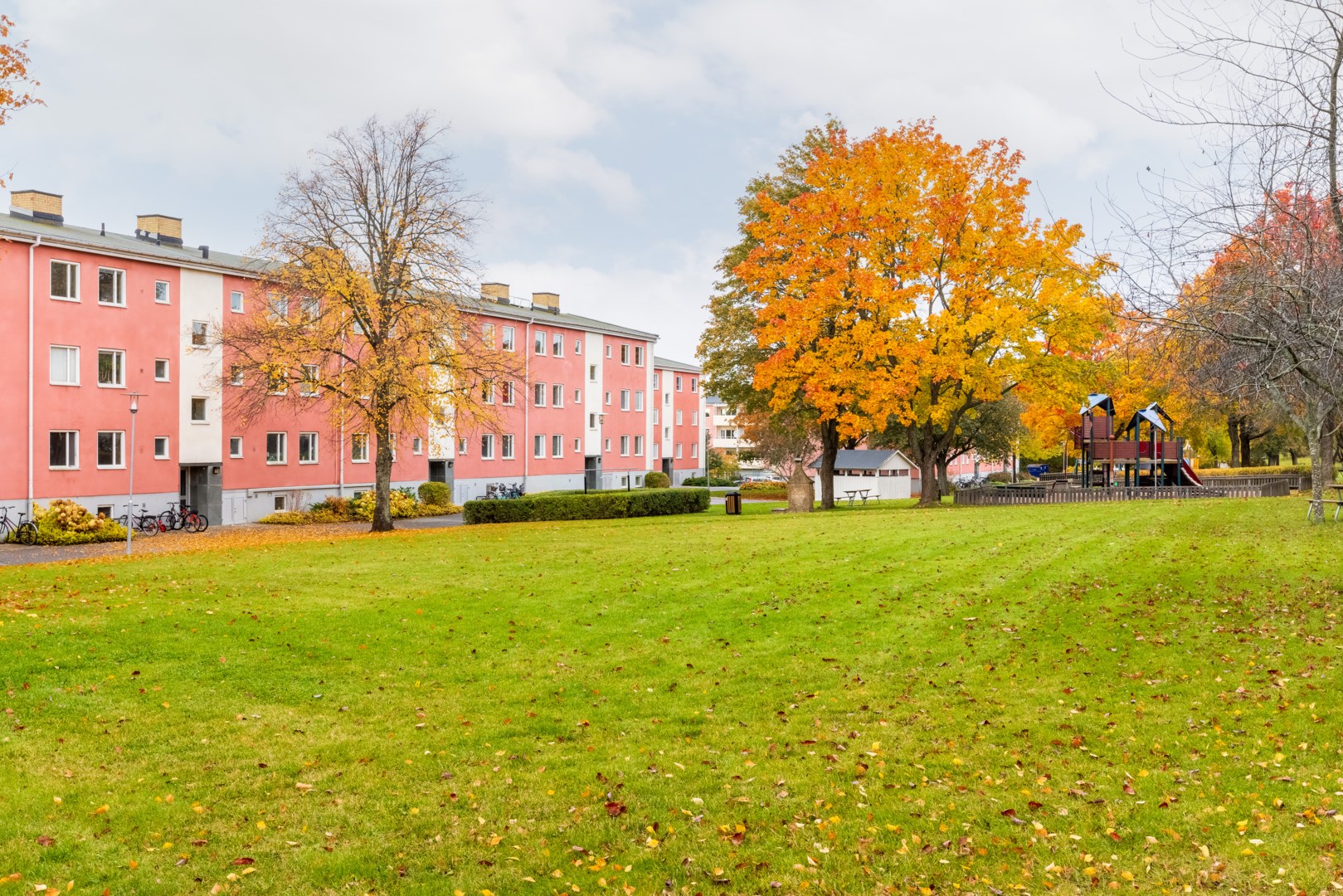 Bostadsbild från Tövädersgatan 10, Till salu i Gränby, Uppsala