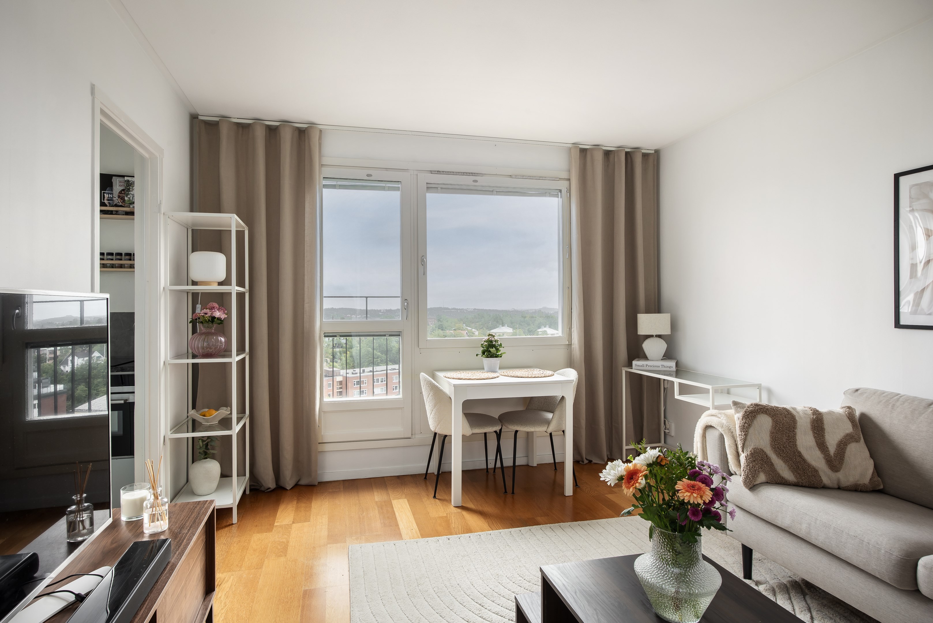 Bostadsbild från Edinsvägen 12, Såld i Ektorp, Nacka