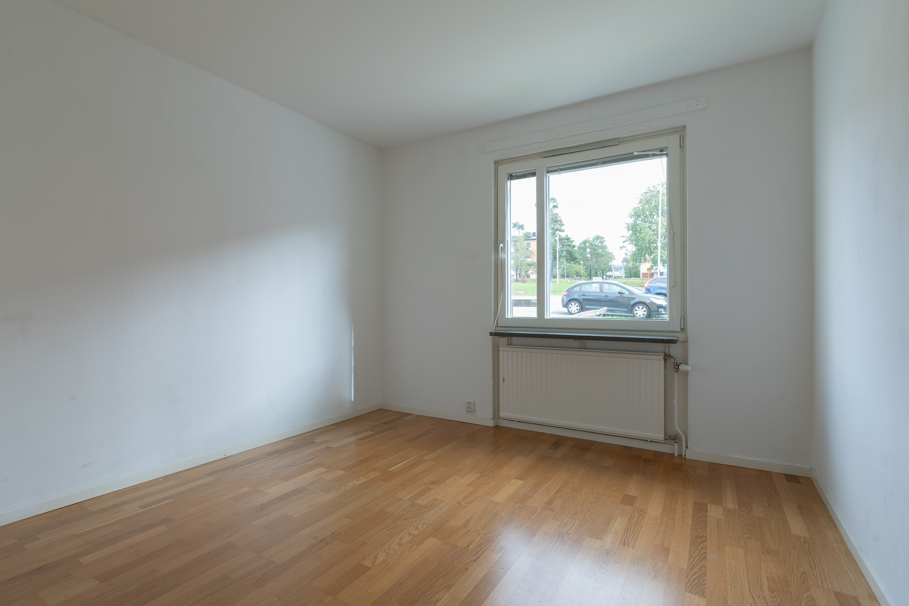 Bostadsbild från Tullingebergsvägen 4A, Såld i G:a Tullingeberg, Botkyrka